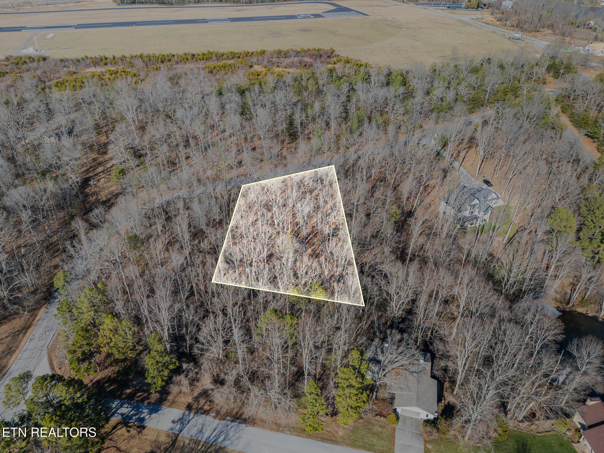 0.93AC Tennessee Avenue Crossville TN 38555