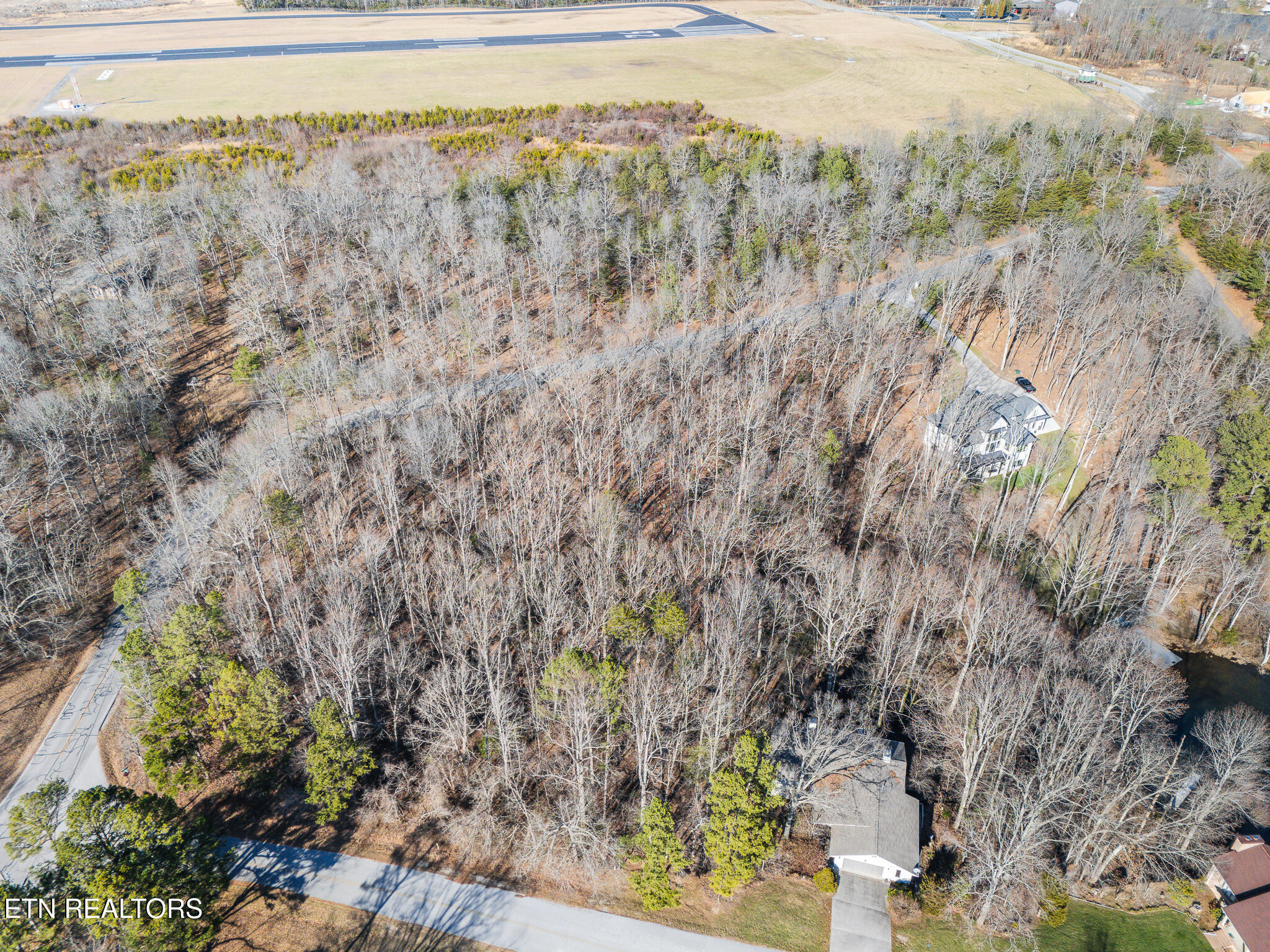 0.93AC Tennessee Avenue Crossville TN 38555