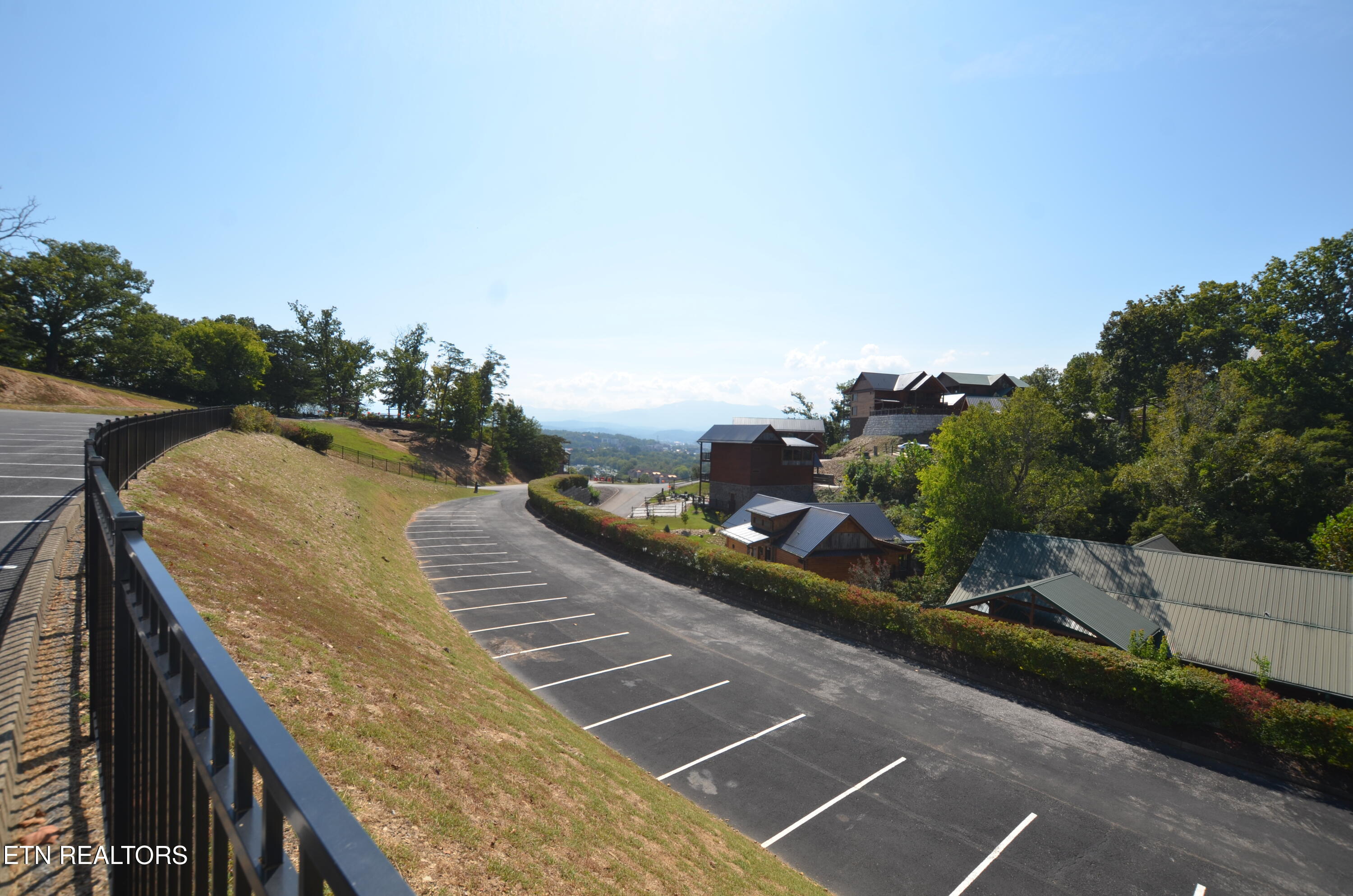 Hawks Nest Way Sevierville TN 37862
