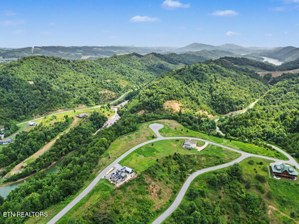 Lot 27 Windward Boulevard Tazewell TN 37879