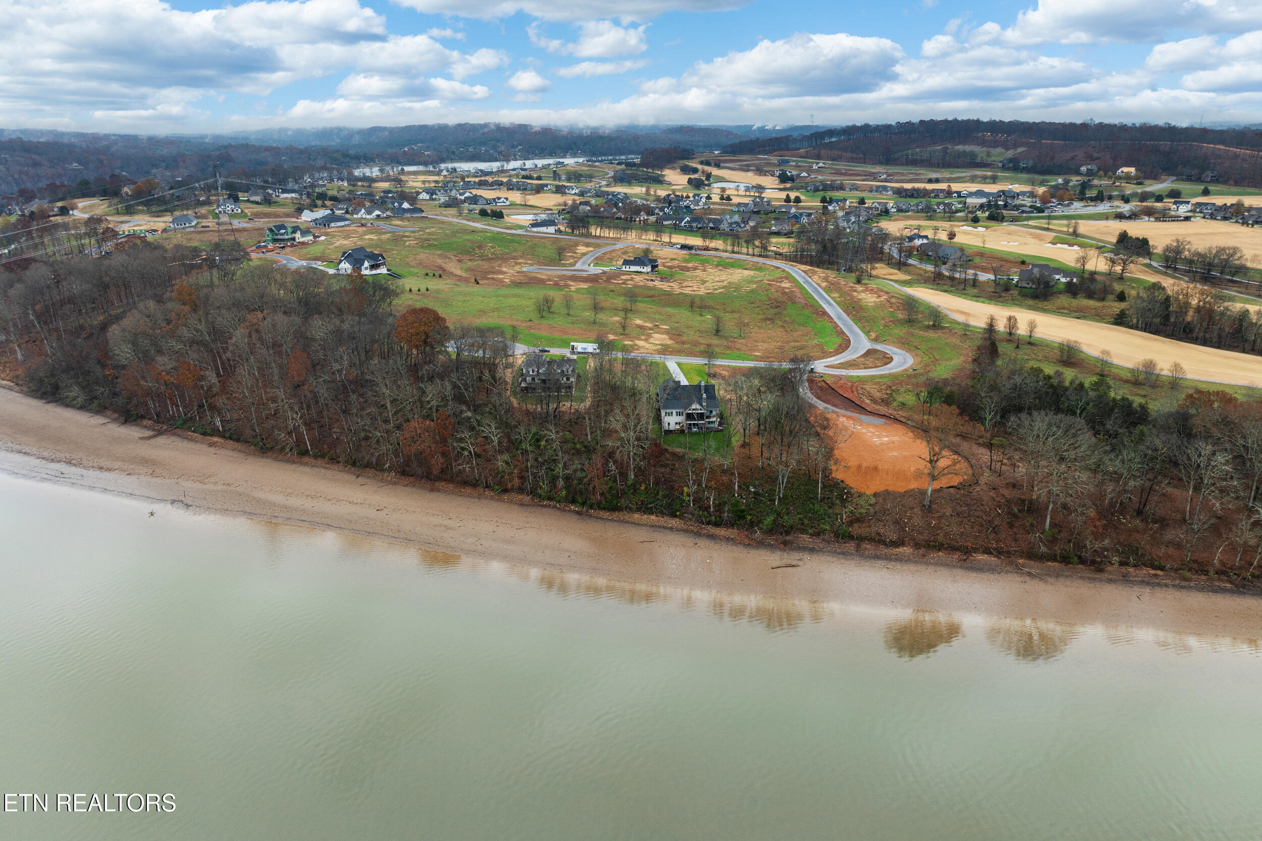 1923 Mockingbird Lane Loudon TN 37774