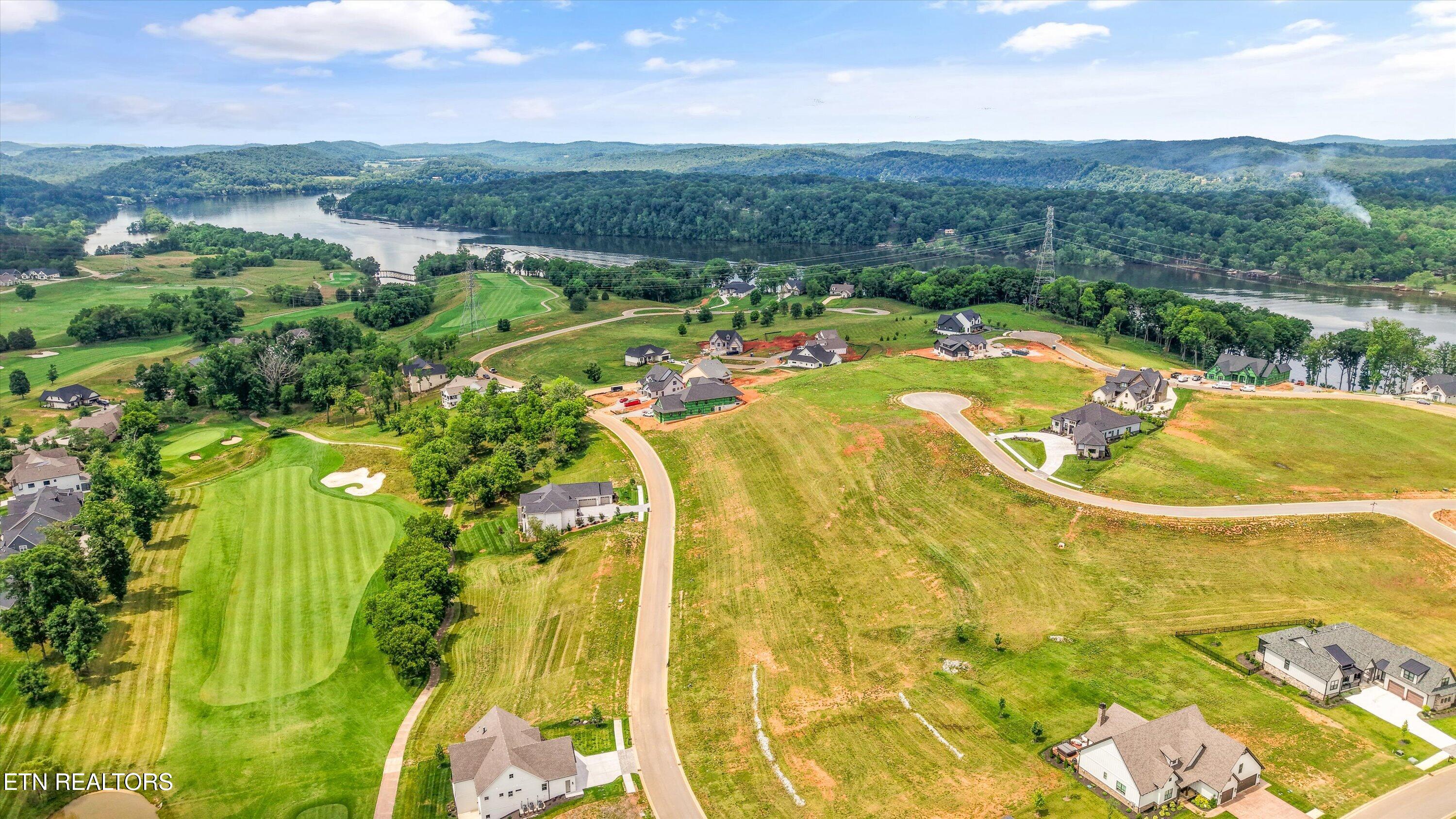512 Mockingbird Lane Loudon TN 37774