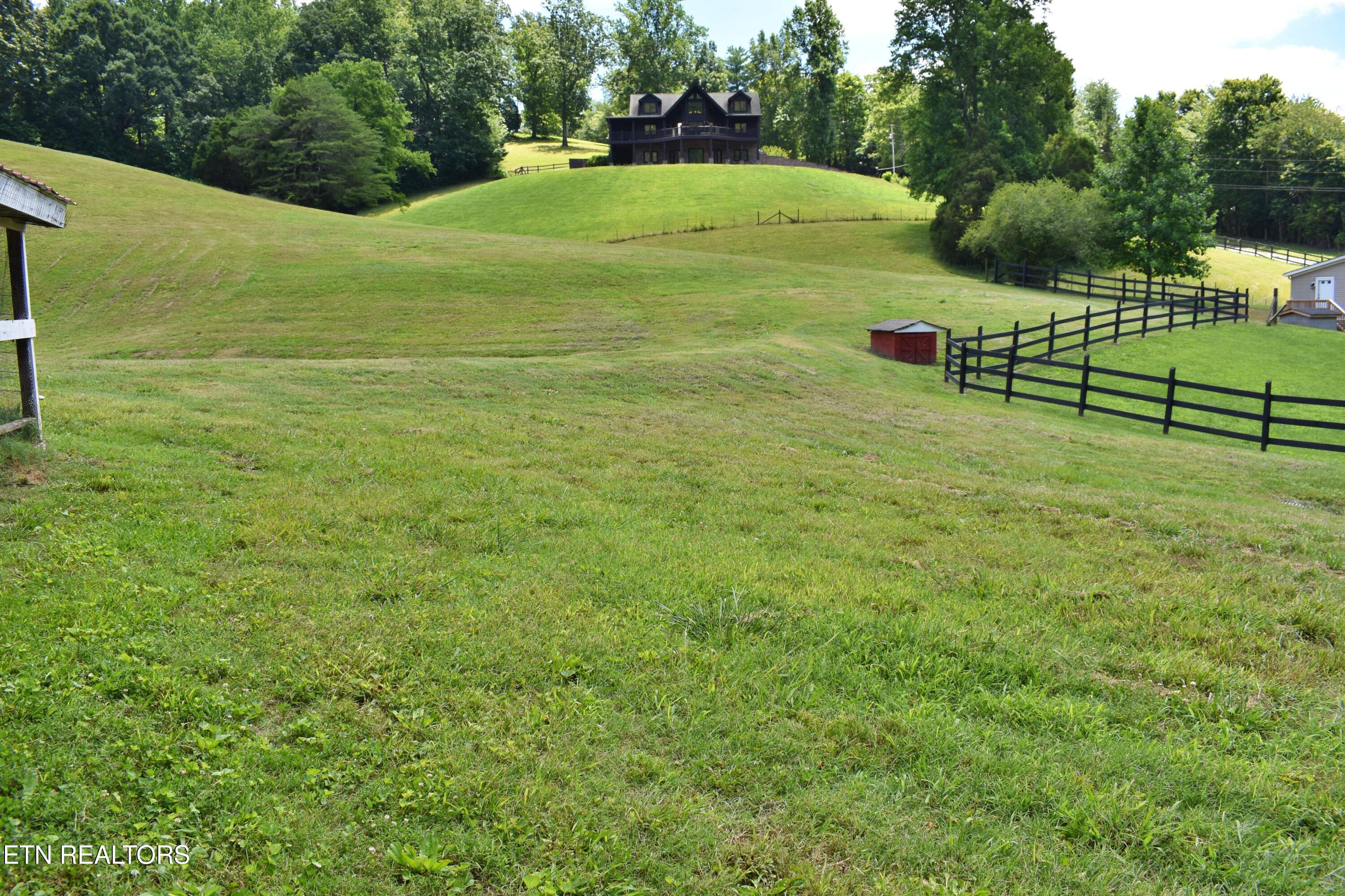 1319 Ideal Valley Road Spring City TN 37381