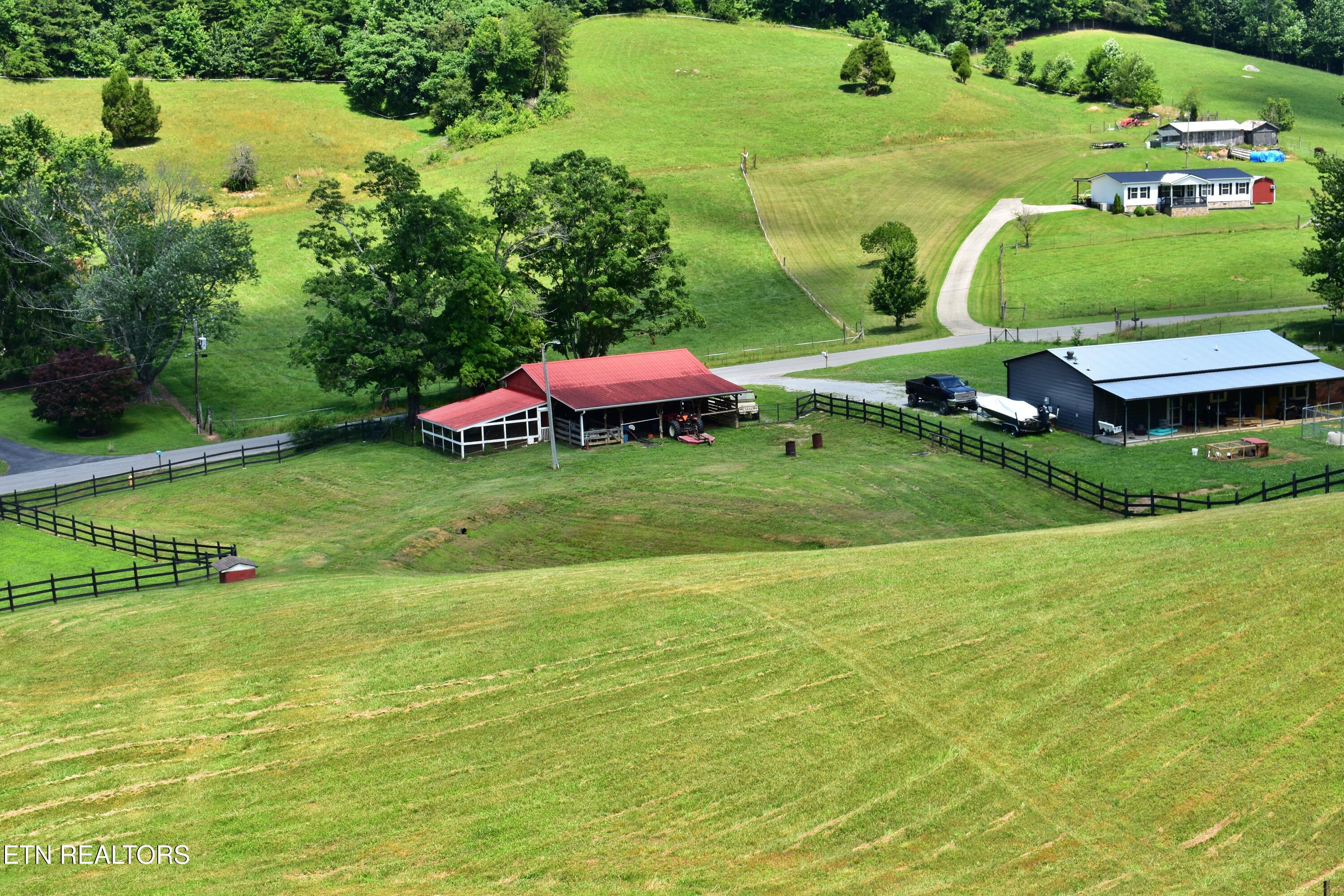 1319 Ideal Valley Road Spring City TN 37381