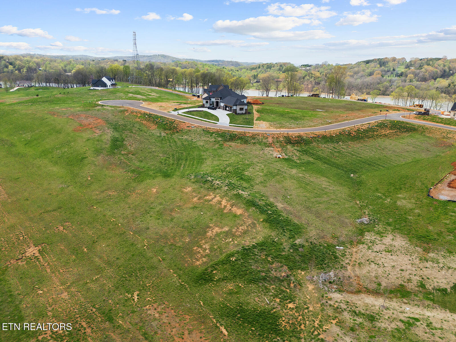 365 Ladybug Lane Loudon TN 37774