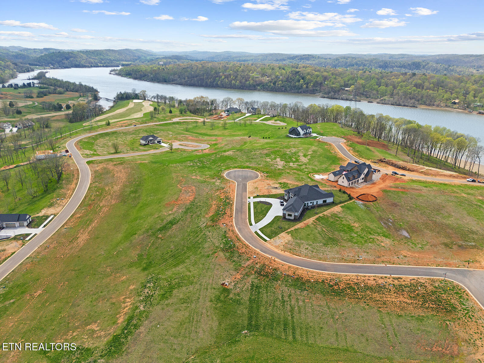 365 Ladybug Lane Loudon TN 37774