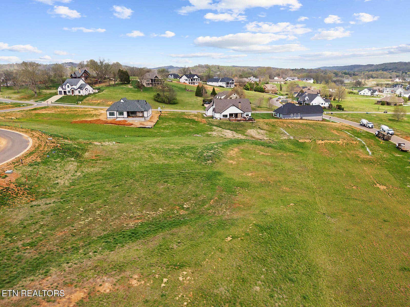365 Ladybug Lane Loudon TN 37774