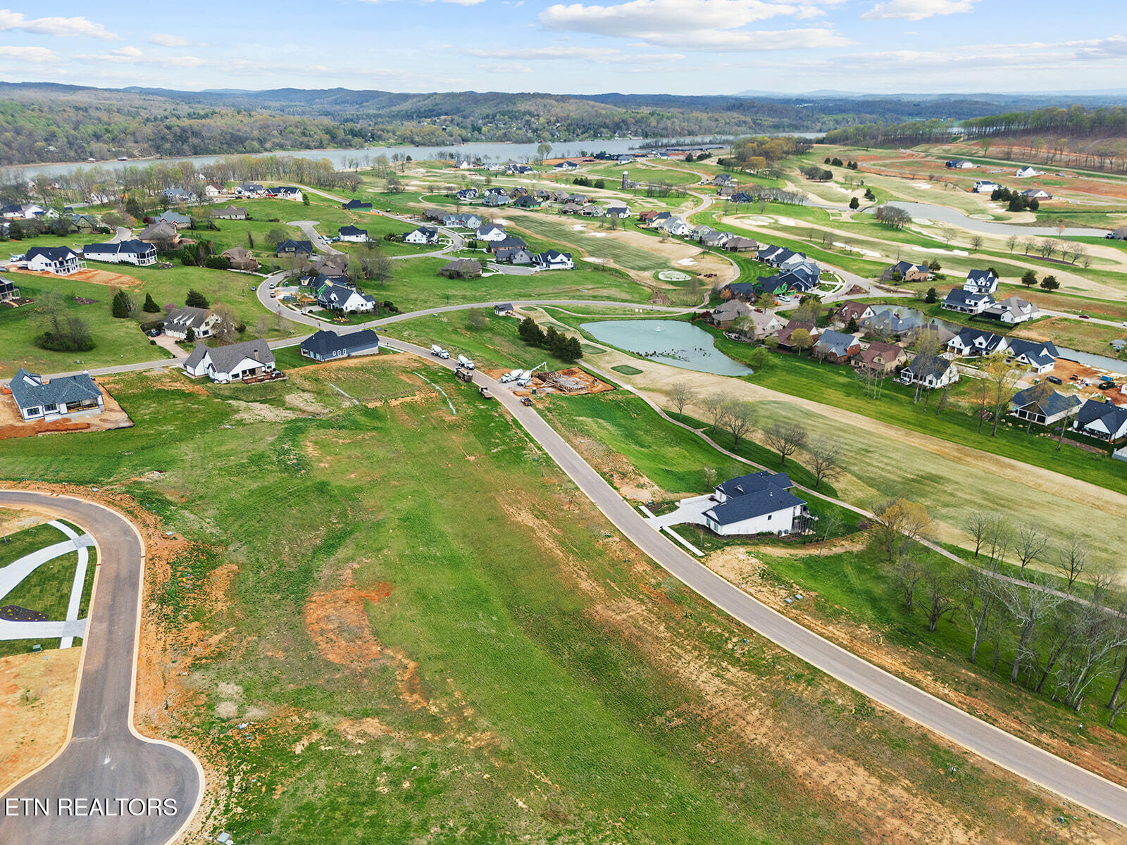 365 Ladybug Lane Loudon TN 37774