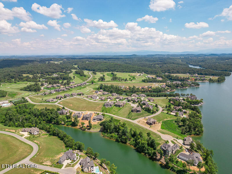 364 Commodore Drive Lenoir City TN 37772