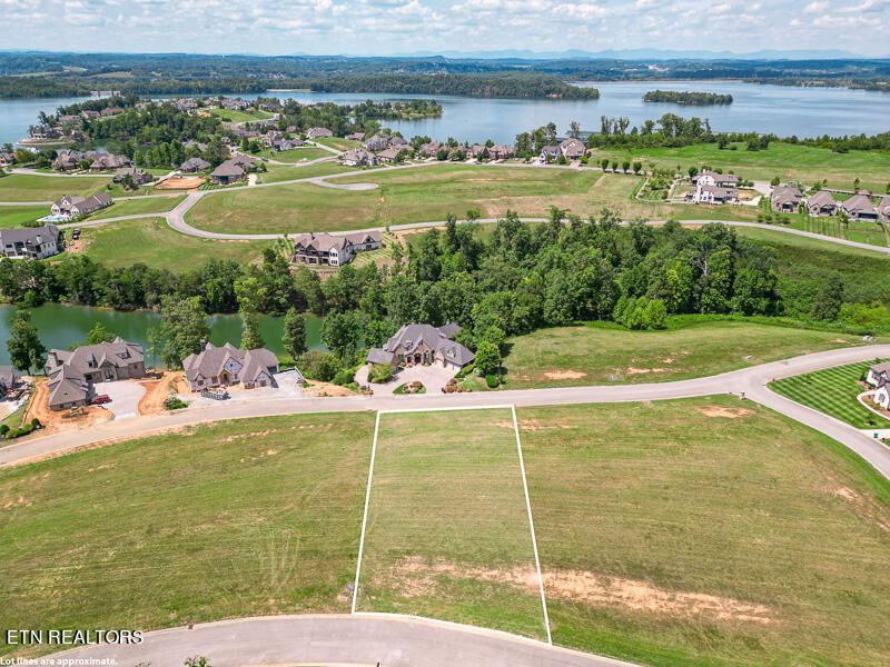 364 Commodore Drive Lenoir City TN 37772