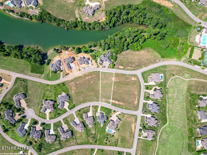 364 Commodore Drive Lenoir City TN 37772