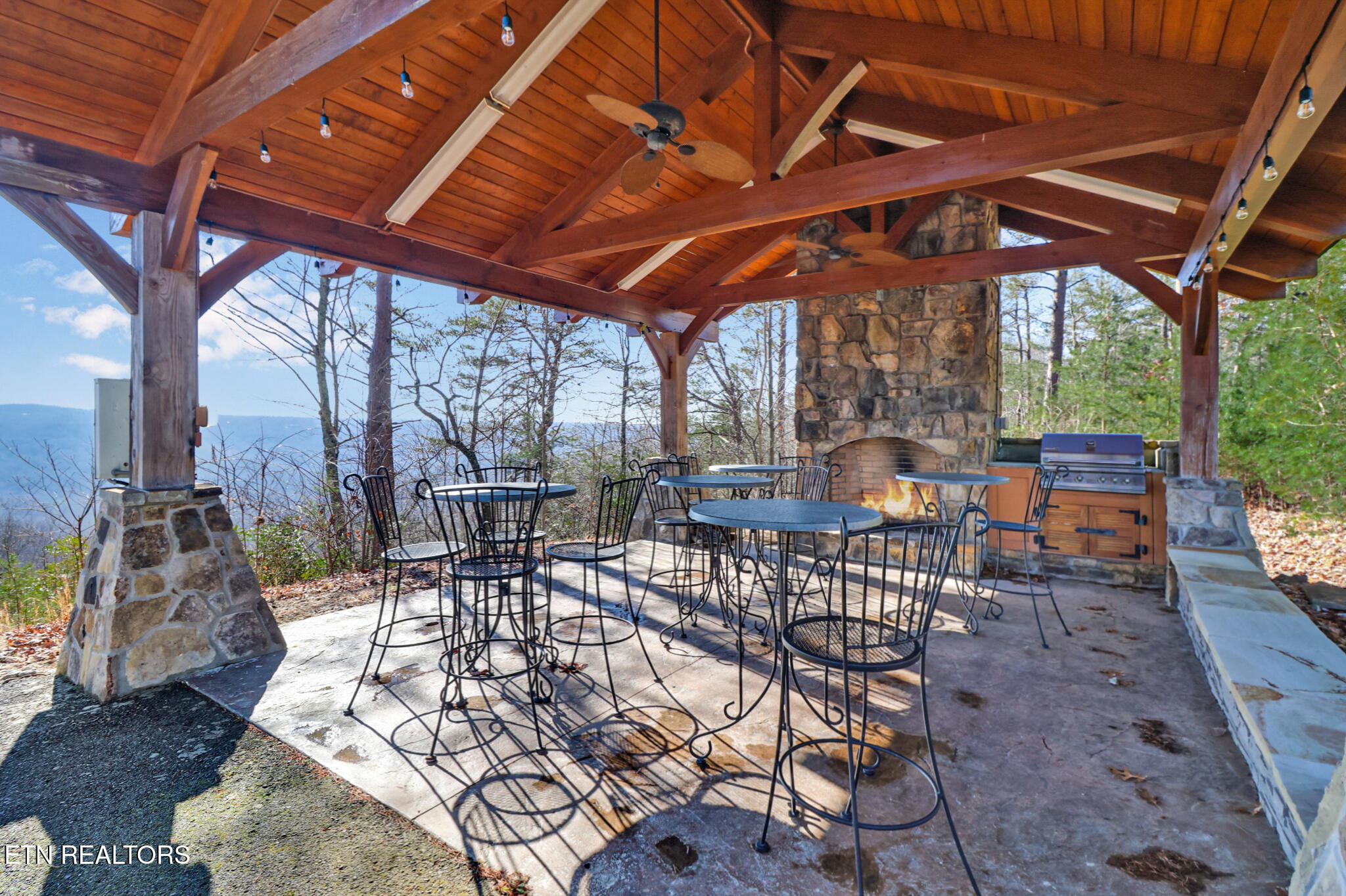 1309 Wind Rush Way Monterey TN 38574