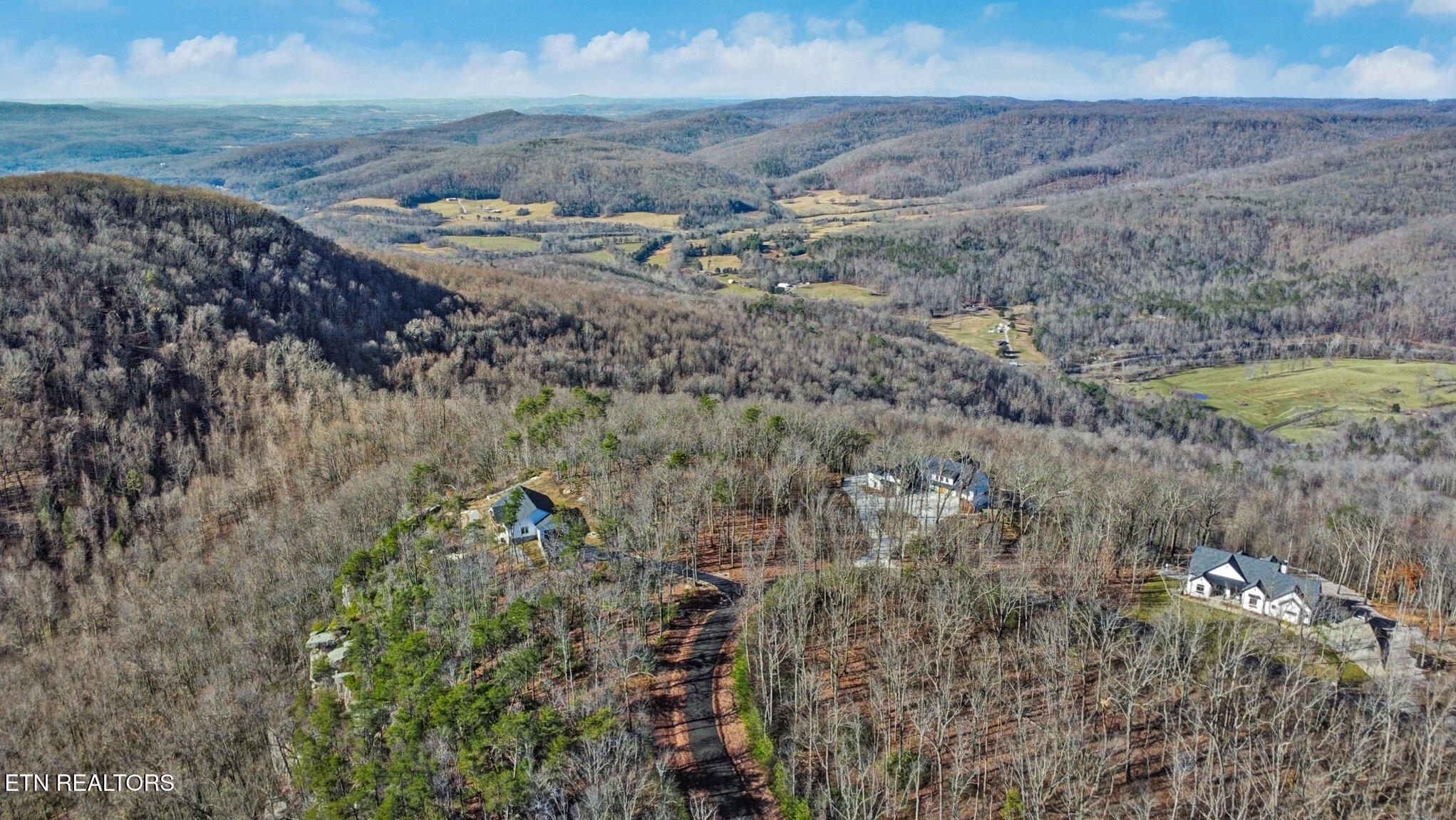 1309 Wind Rush Way Monterey TN 38574