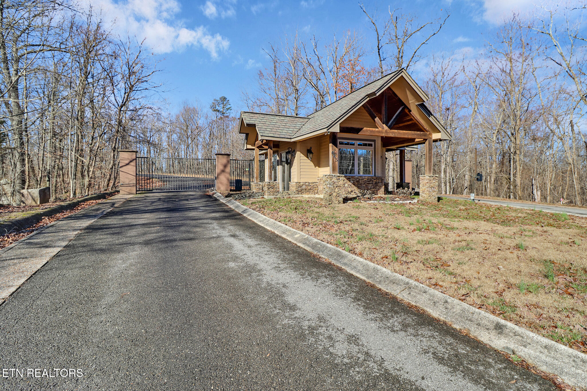 1309 Wind Rush Way Monterey TN 38574