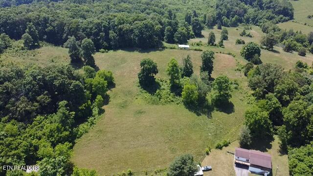 Noe Cir. +/- 33.3 Acres Circle New Market TN 37820