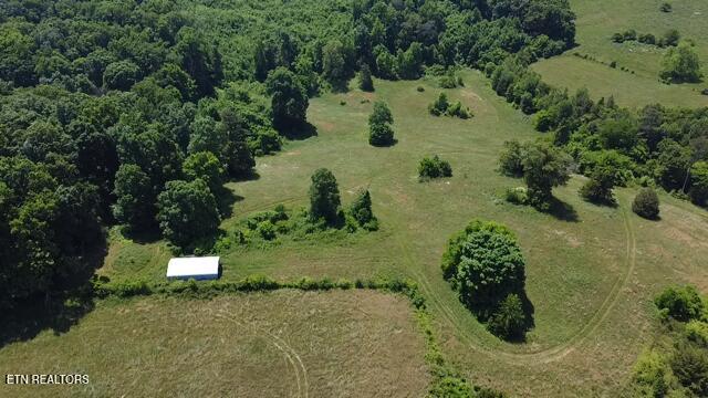 Noe Cir. +/- 33.3 Acres Circle New Market TN 37820