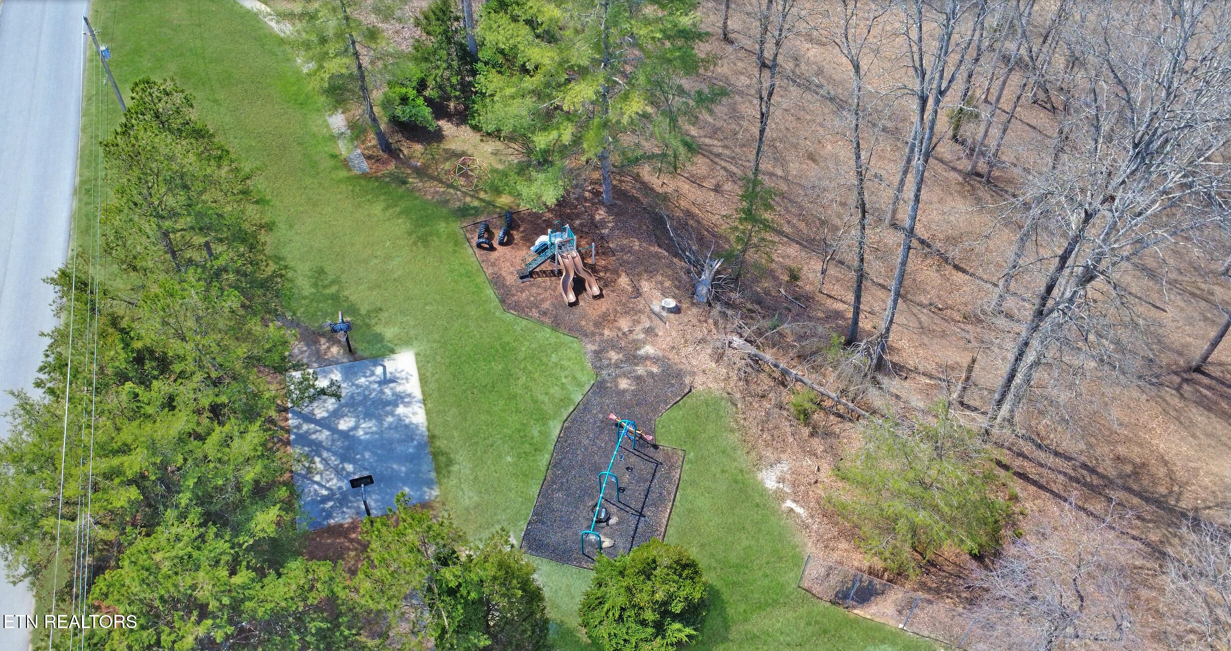 Lot 26 Sam & Maria Way Lafollette TN 37766