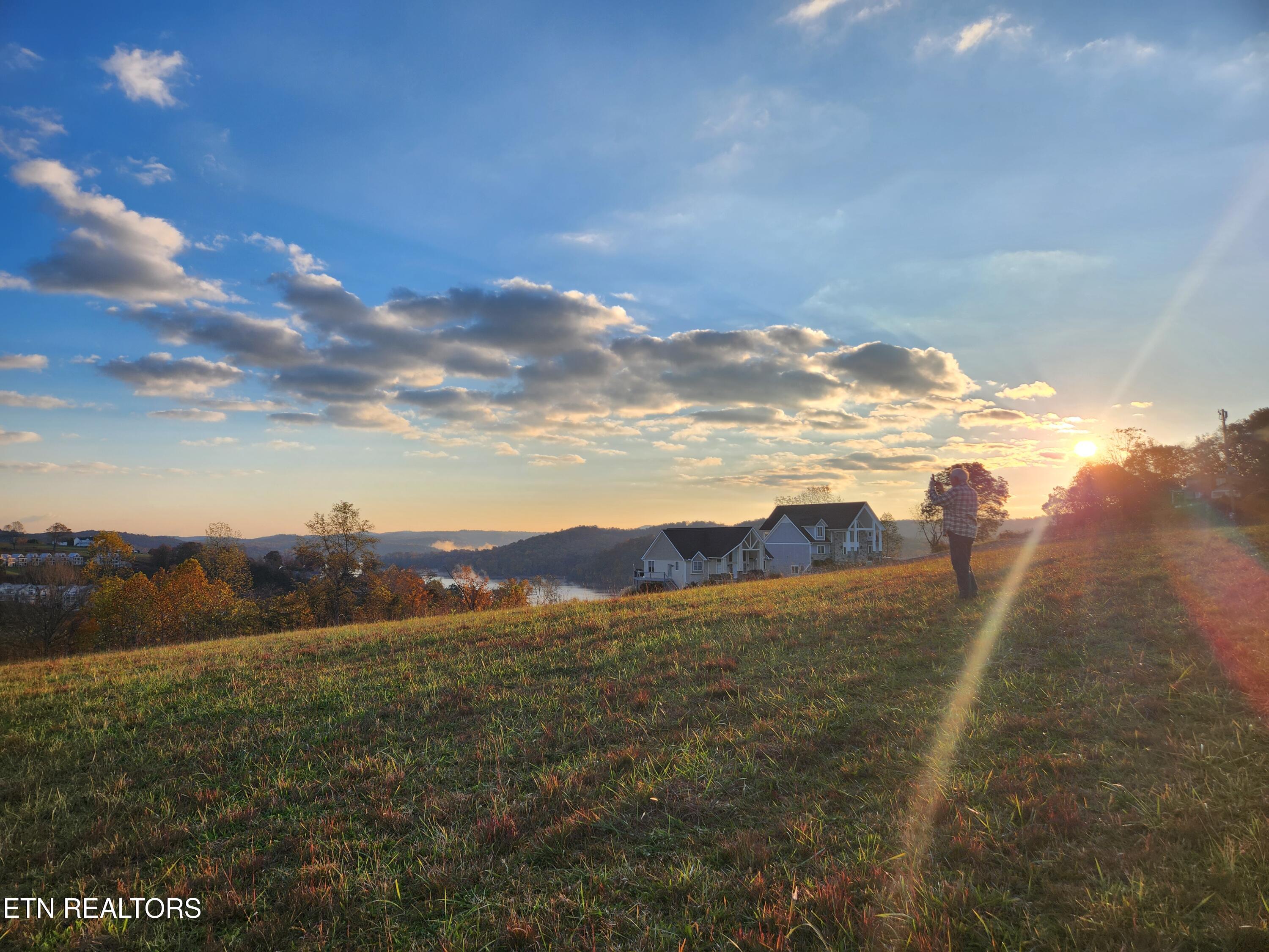 Lot 26 Sam & Maria Way Lafollette TN 37766