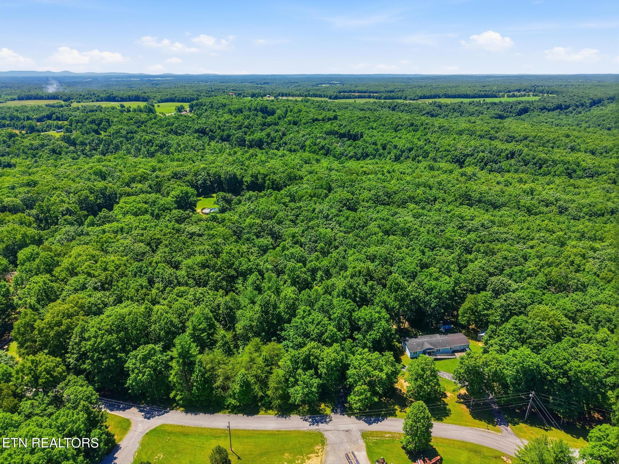 2.6AC High Rock Loop Monterey TN 38574