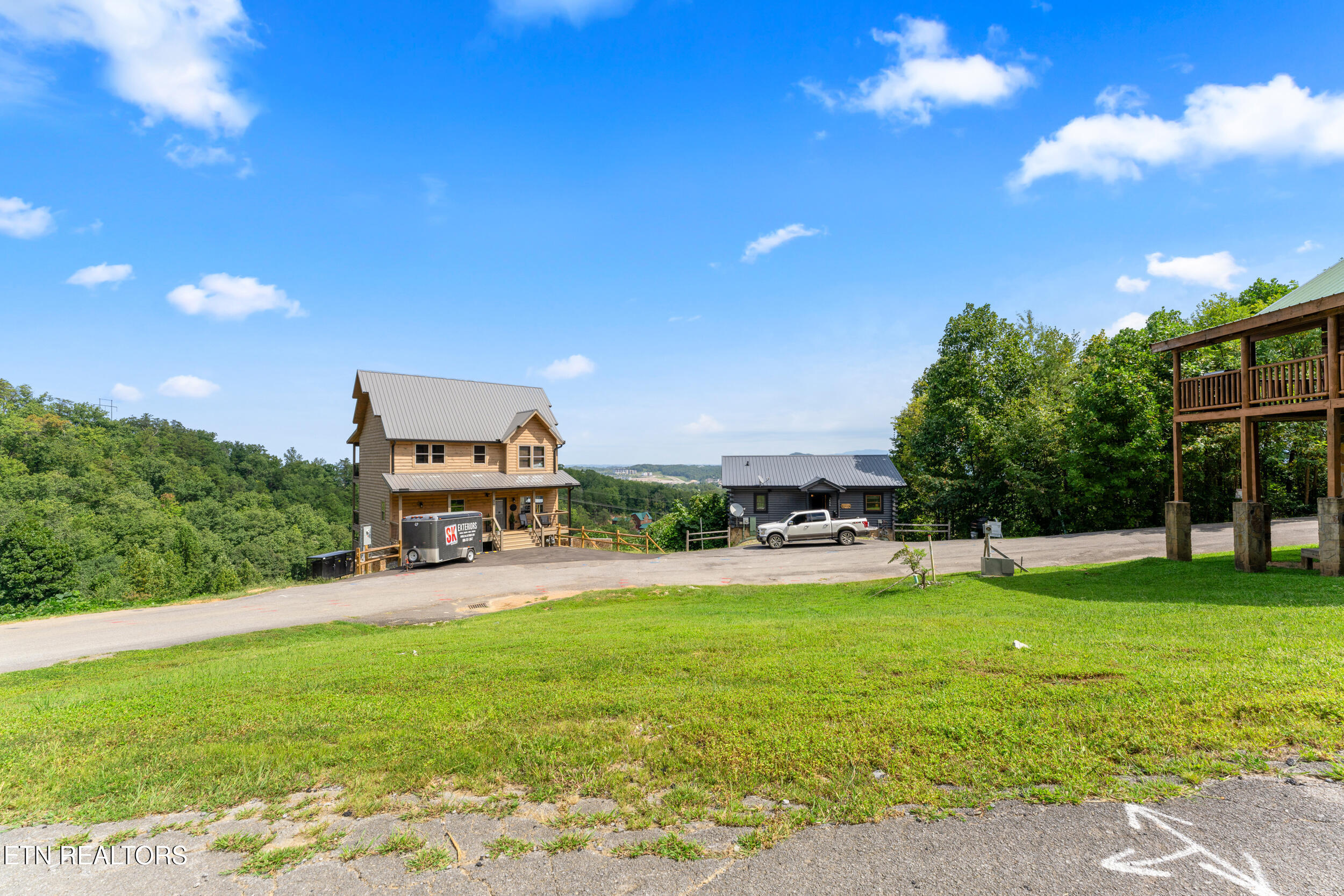 Pine Peak Way Pigeon Forge TN 37862