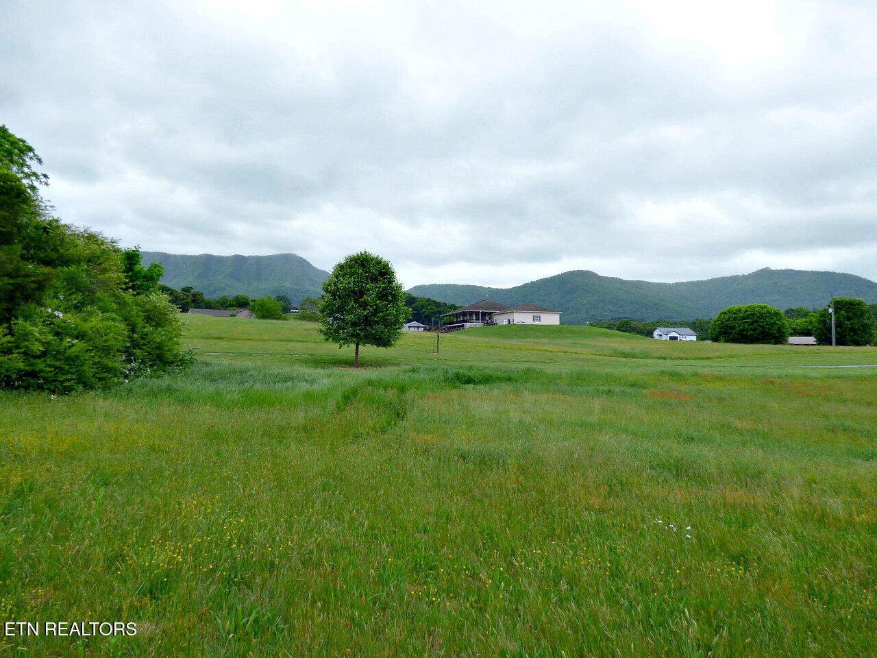 Lot 13 County Line Road Dandridge TN 37725