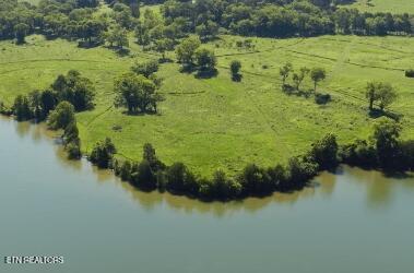 308 Mcreynolds Road Friendsville TN 37737