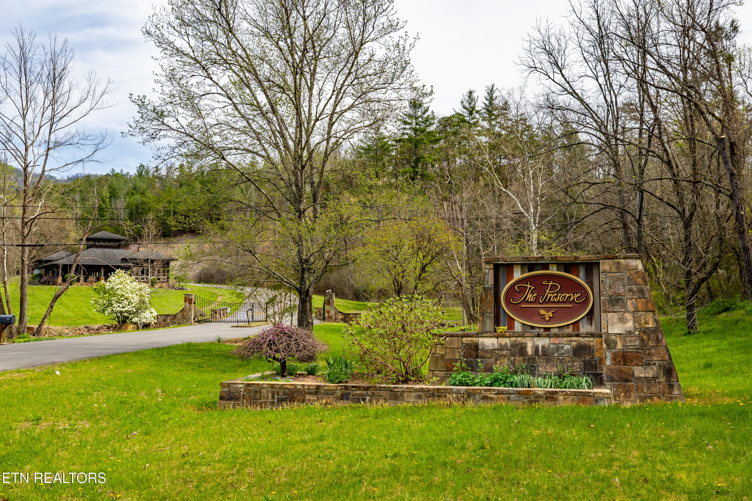 Mountain Ash Way Sevierville TN 37876