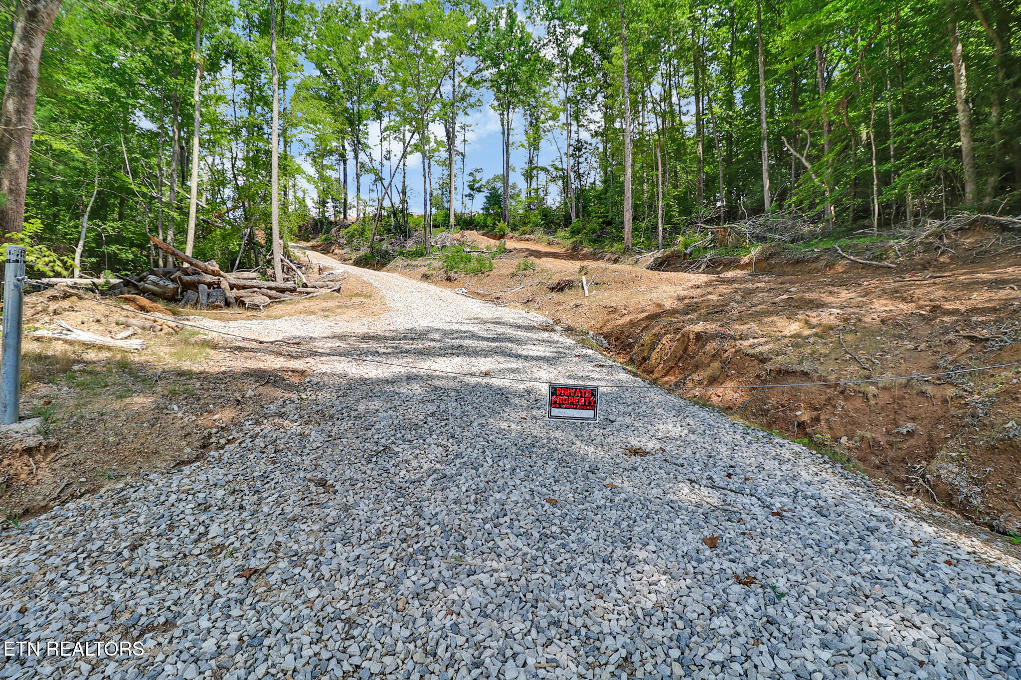 350 Old Hen Valley Road Oliver Springs TN 37840