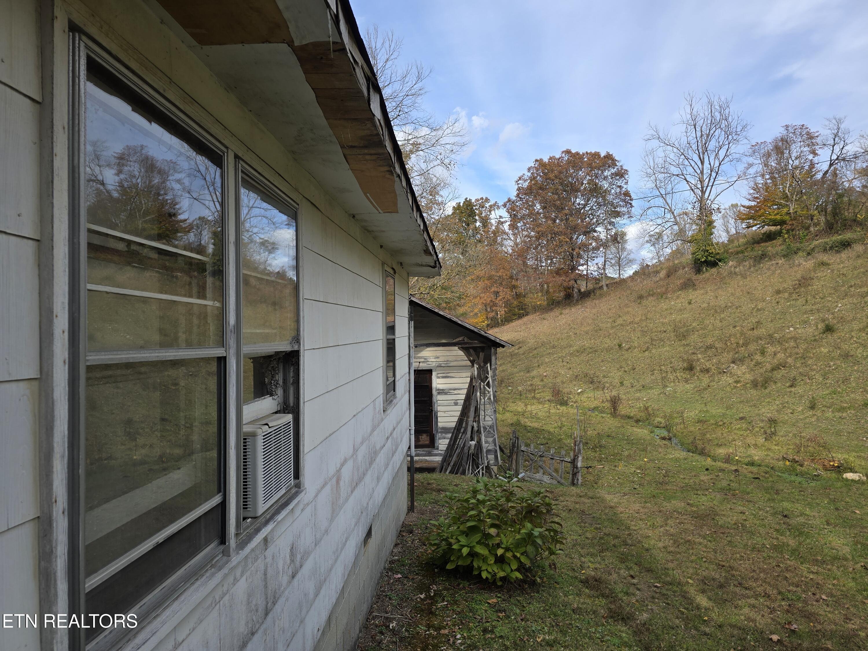 3263 Trents Chapel Road Sneedville TN 37869