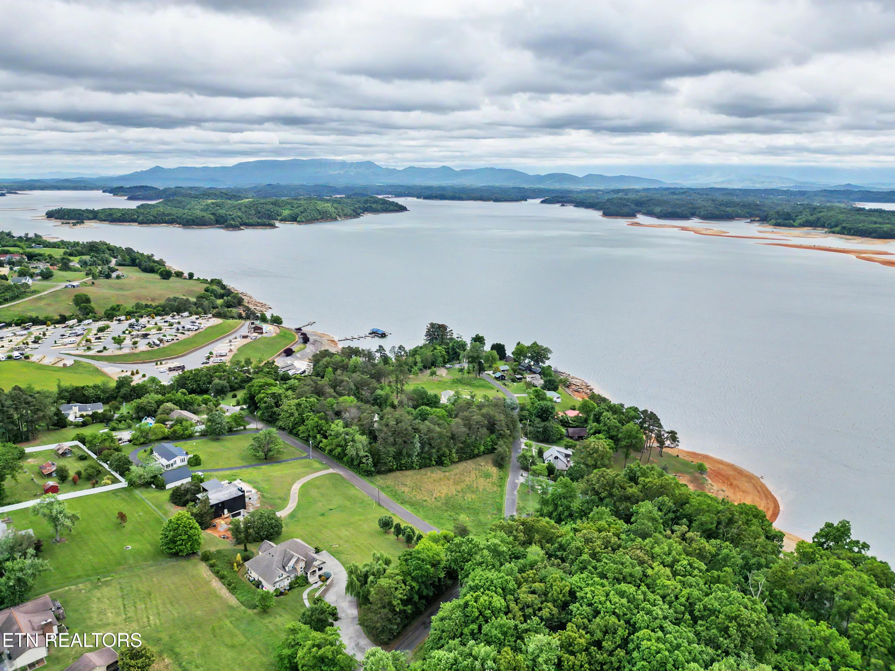 1107 Evergreen Trail Dandridge TN 37725