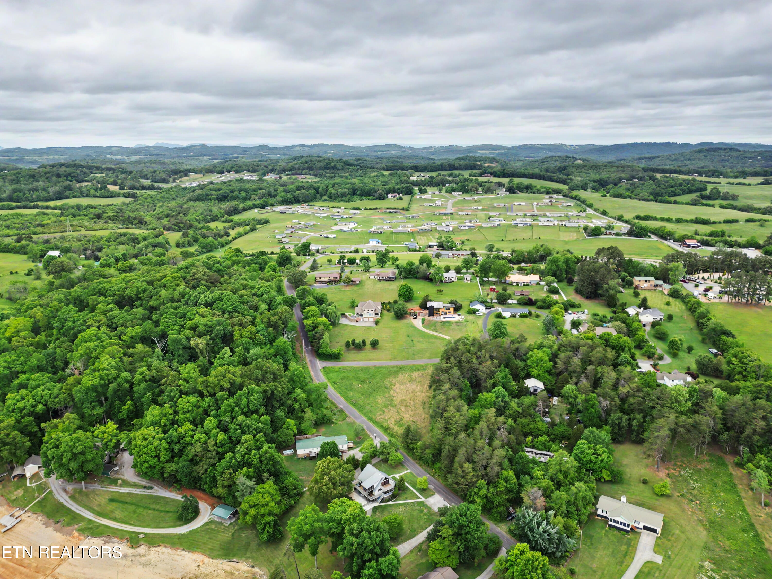 1107 Evergreen Trail Dandridge TN 37725