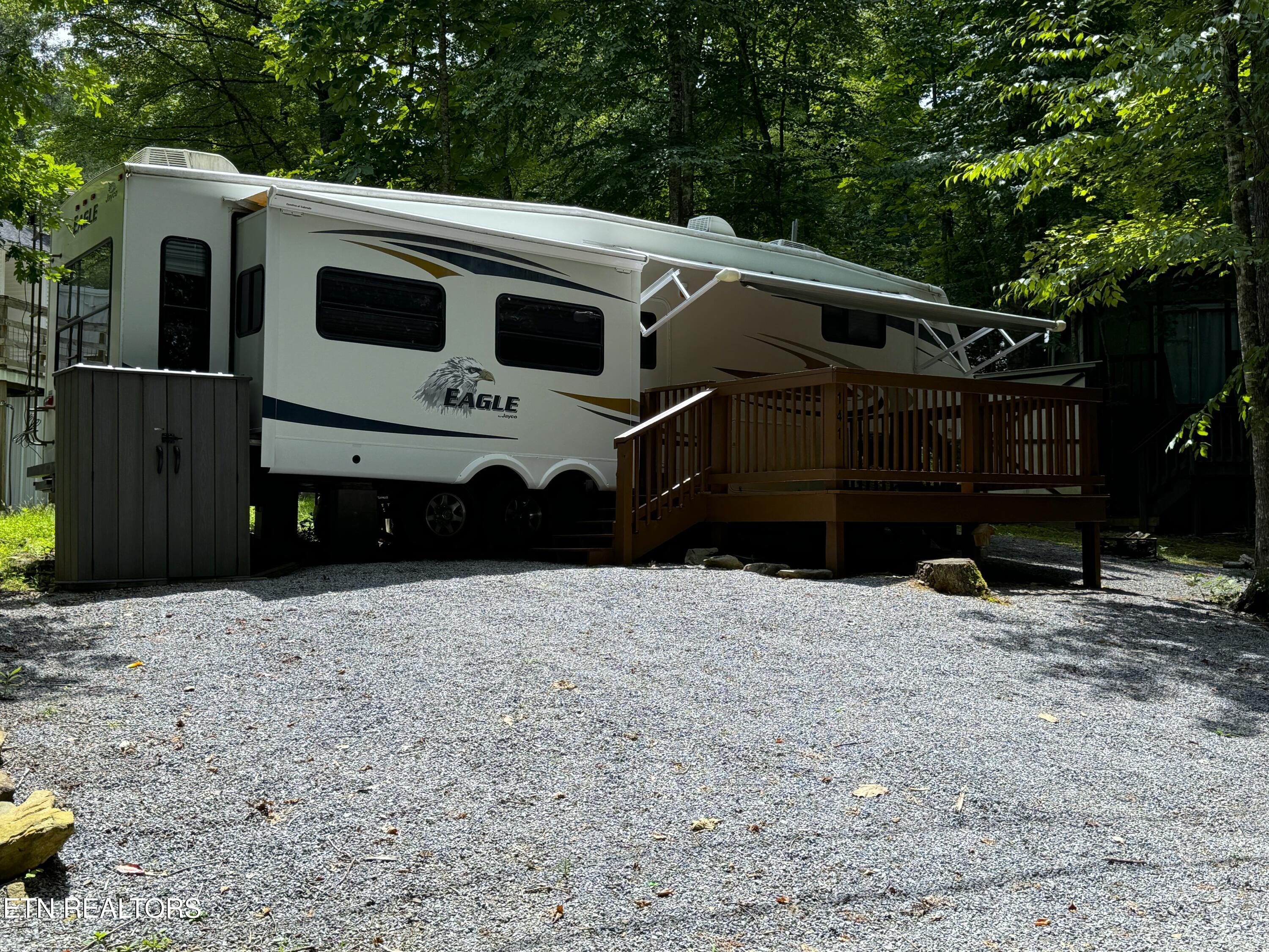 Serenity Circle Cosby TN 37722