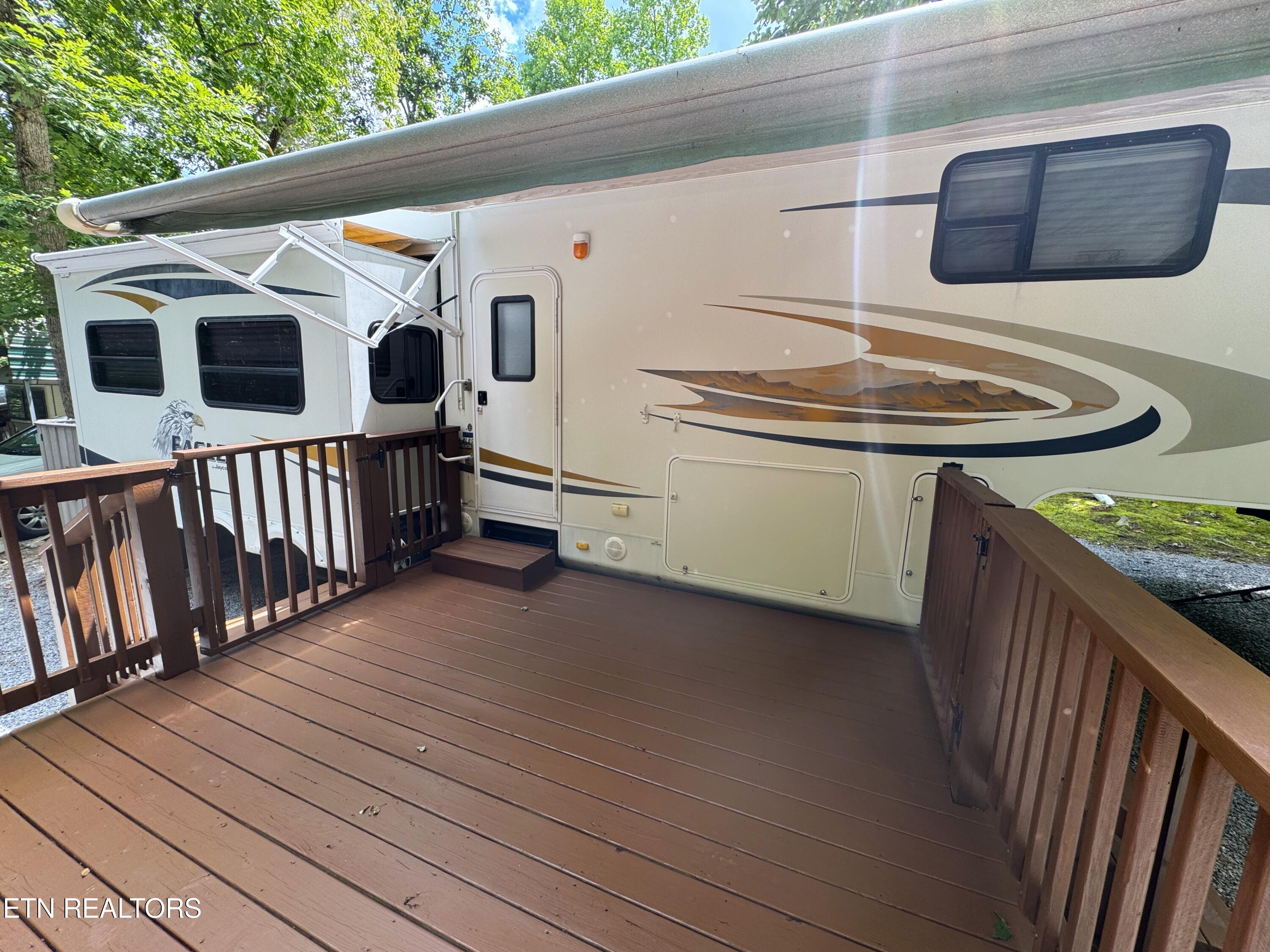 Serenity Circle Cosby TN 37722