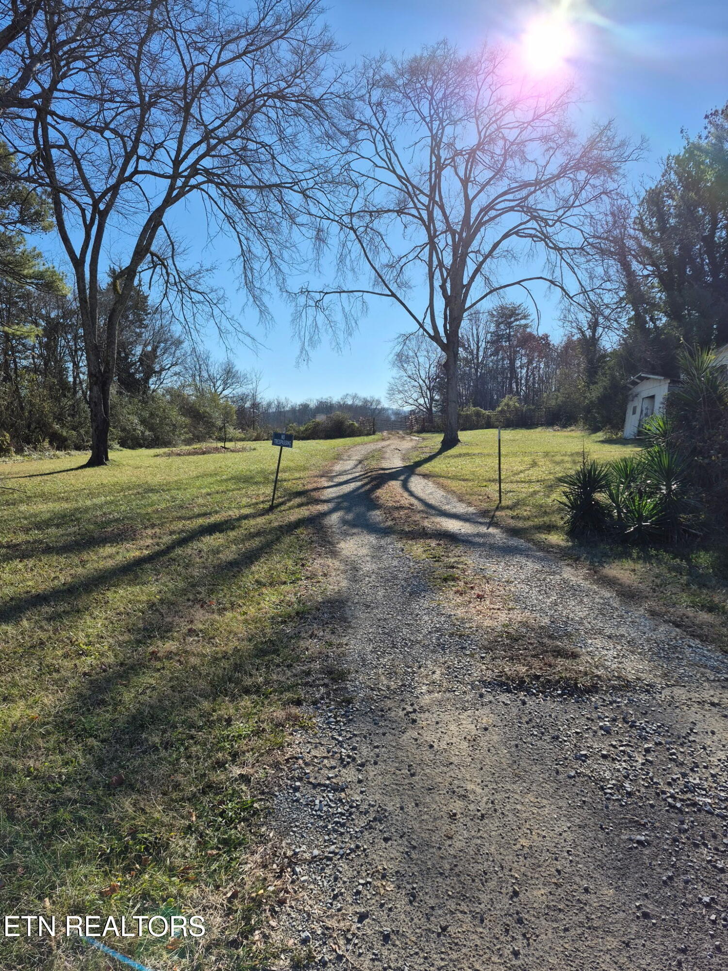 Highway 411 Madisonville TN 37354