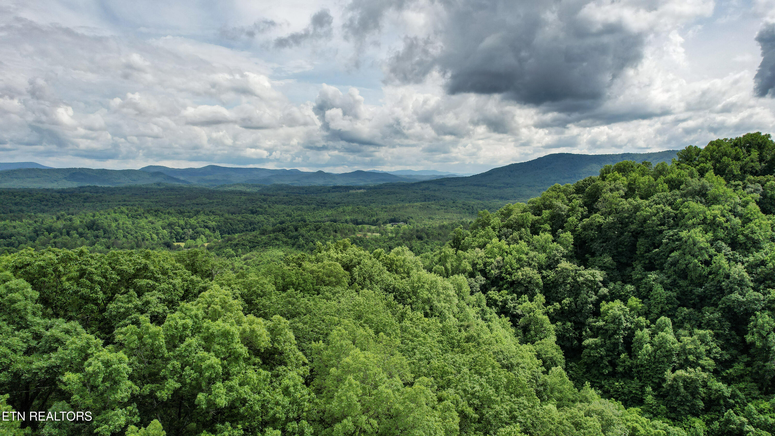 Shoal Creek Road Englewood TN 37329