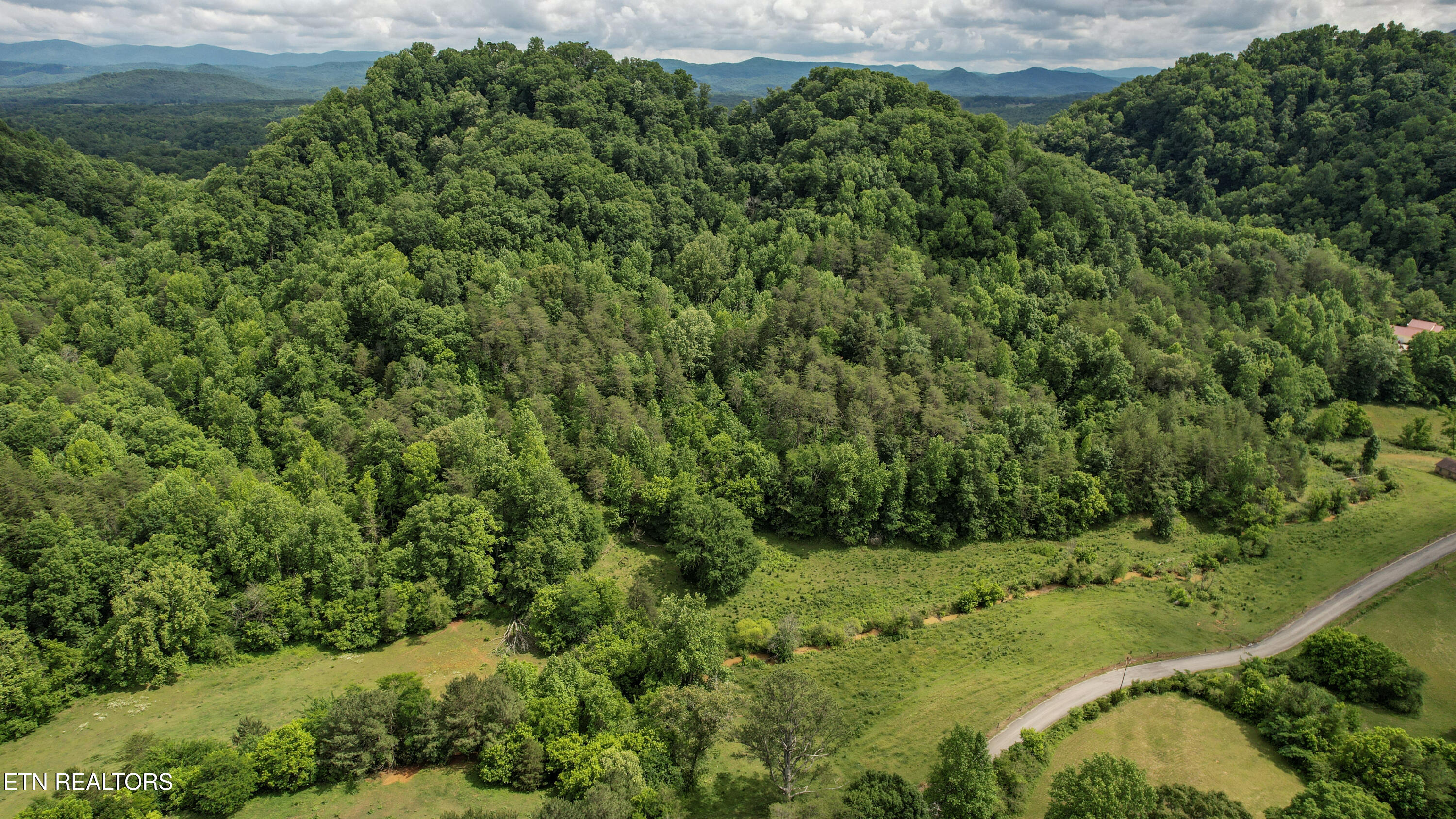 Shoal Creek Road Englewood TN 37329