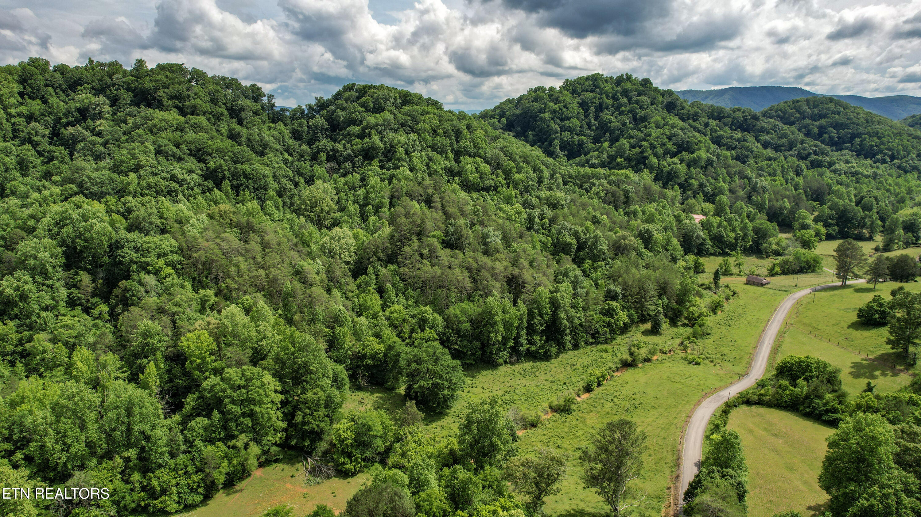Shoal Creek Road Englewood TN 37329