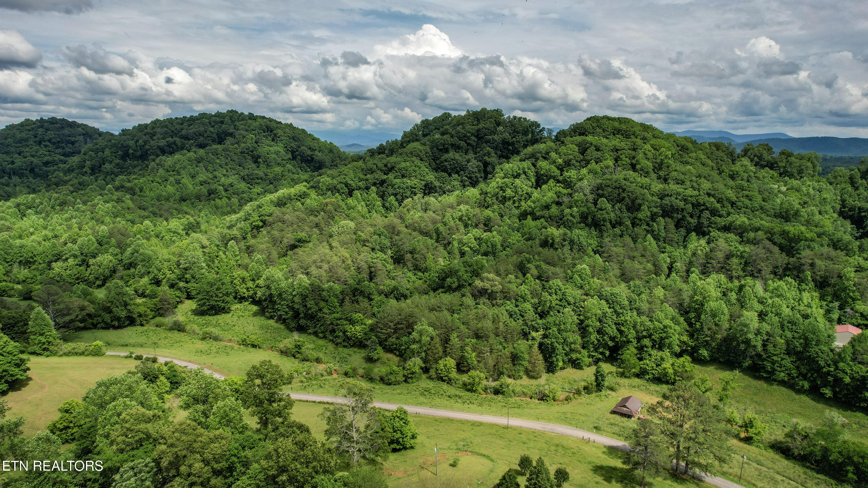 Shoal Creek Road Englewood TN 37329
