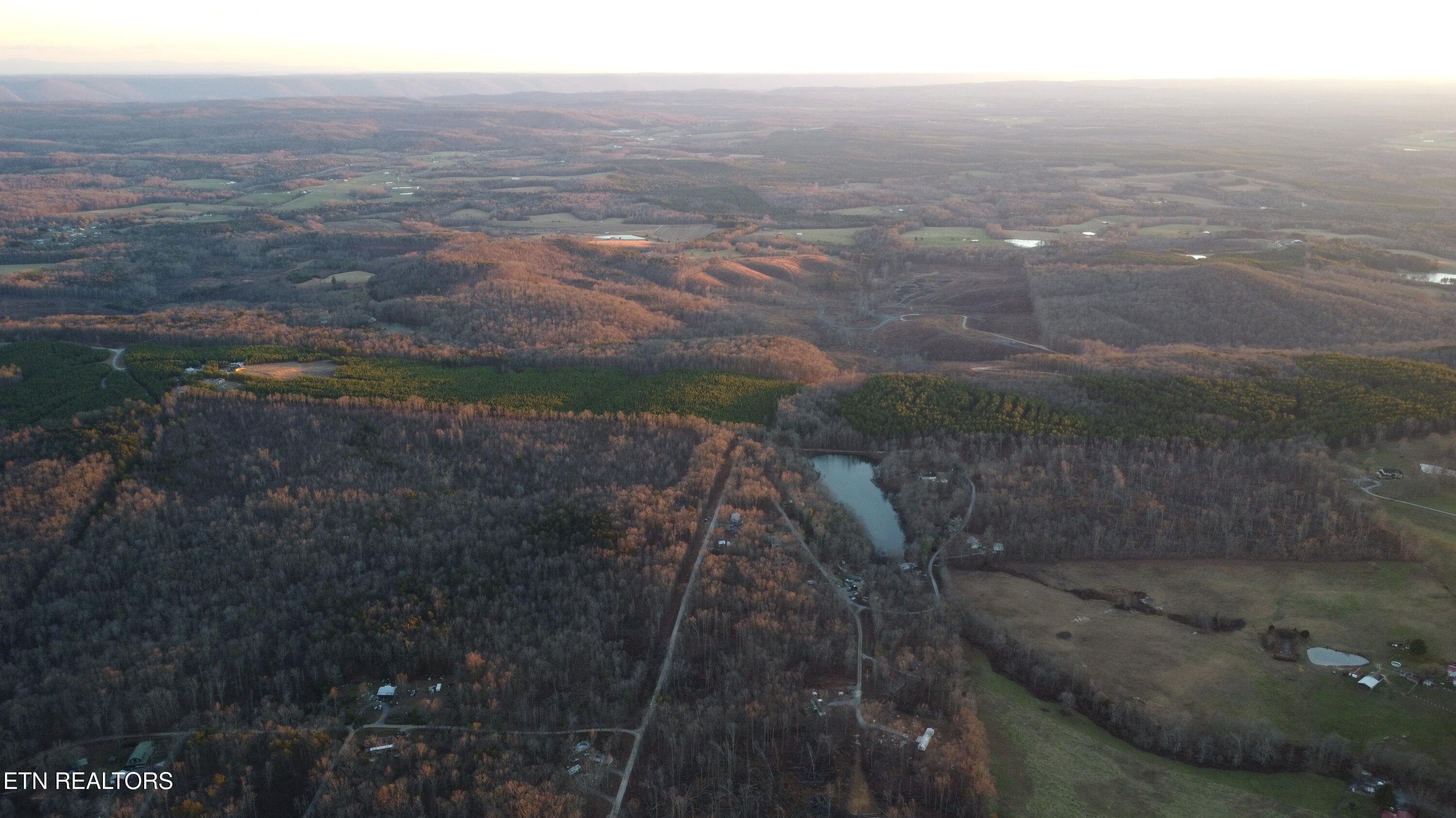 19 Diane Circle Crossville TN 38572