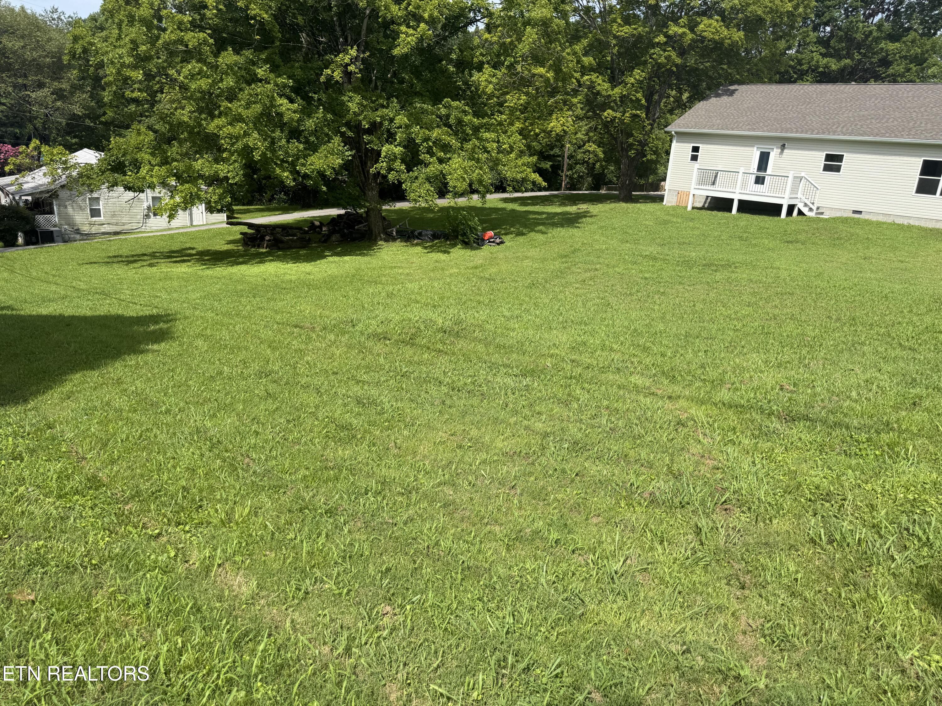 Sharp Street Clinton TN 37716