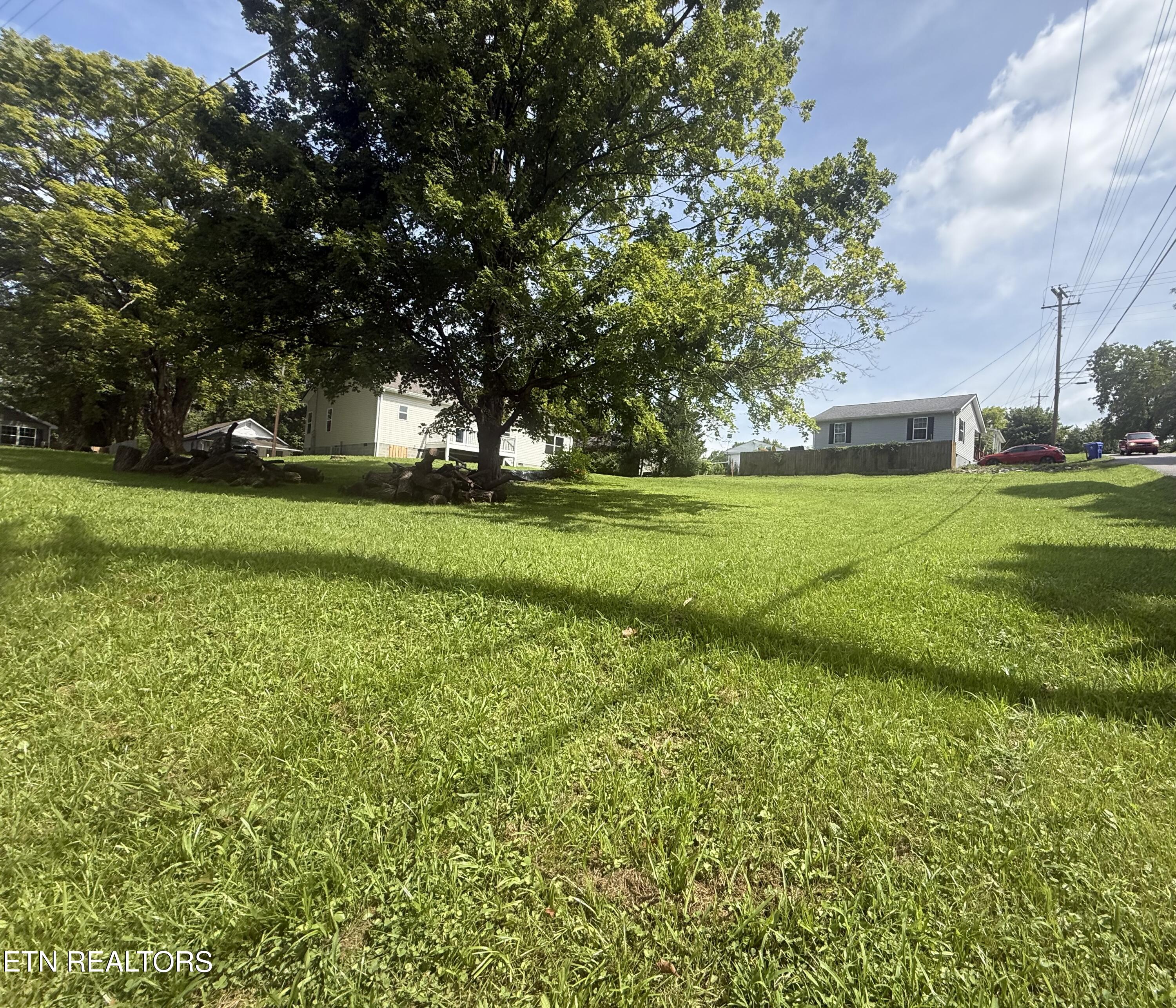 Sharp Street Clinton TN 37716