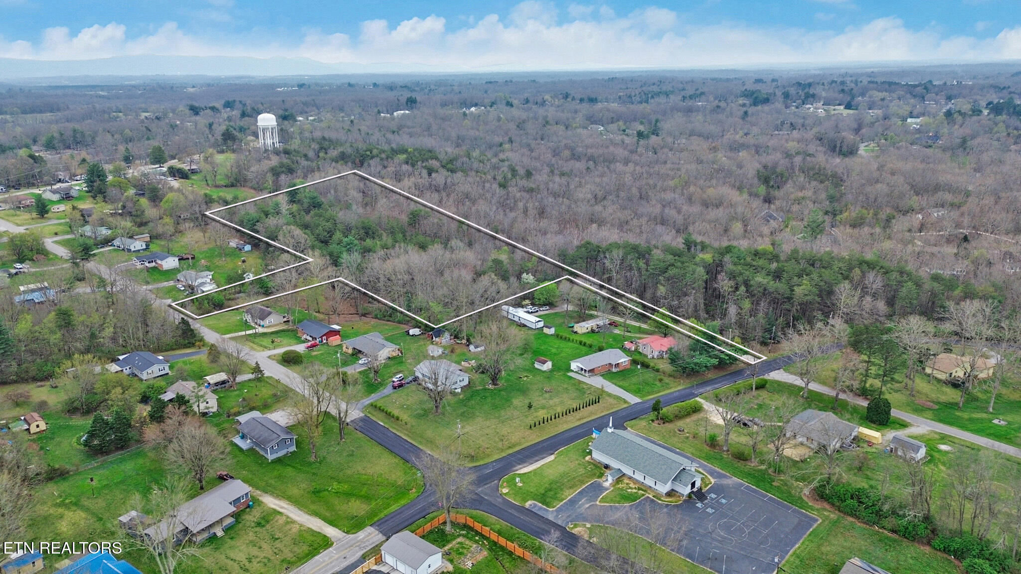 Lantana Road Crossville TN 38555