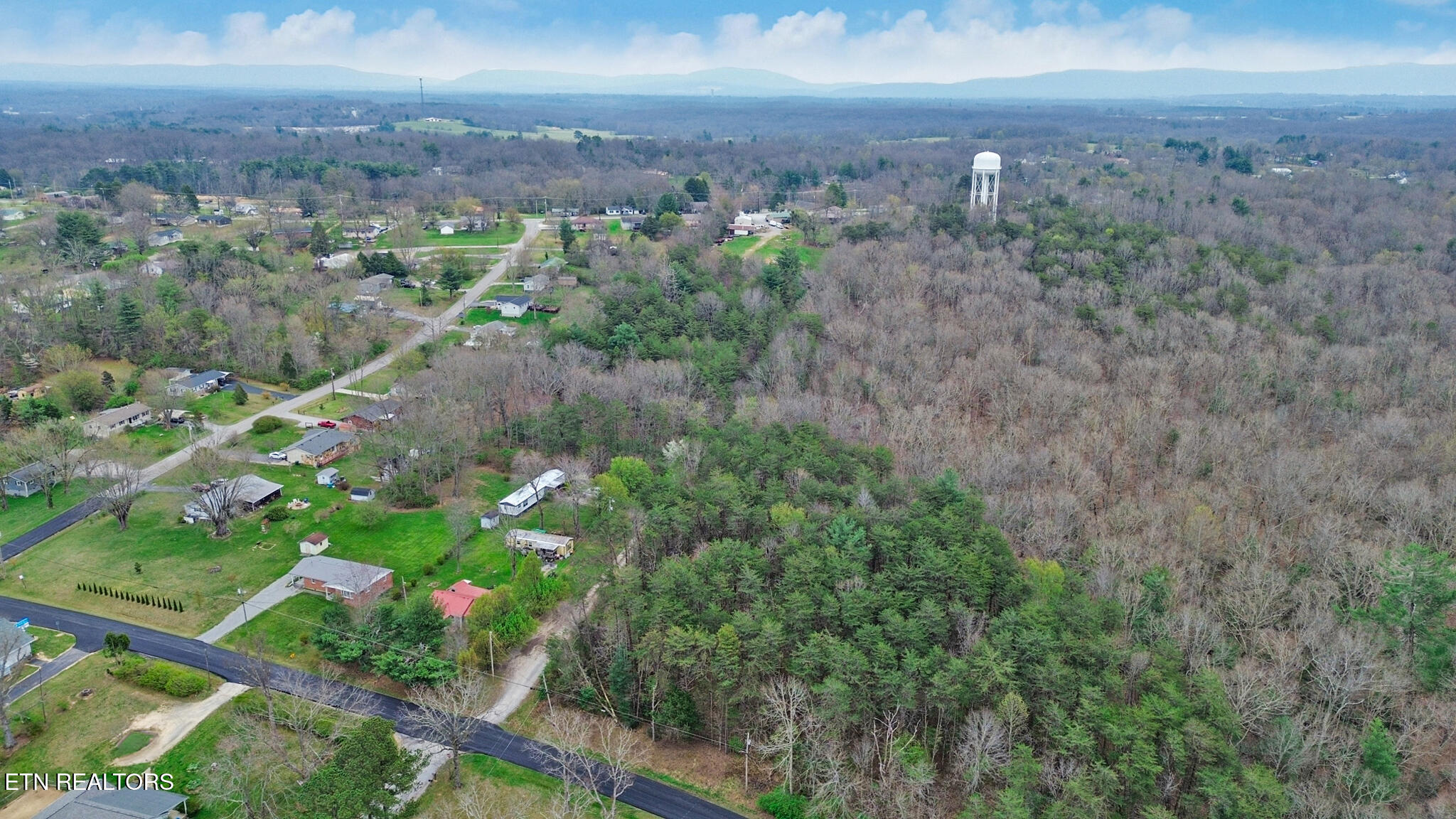 Lantana Road Crossville TN 38555