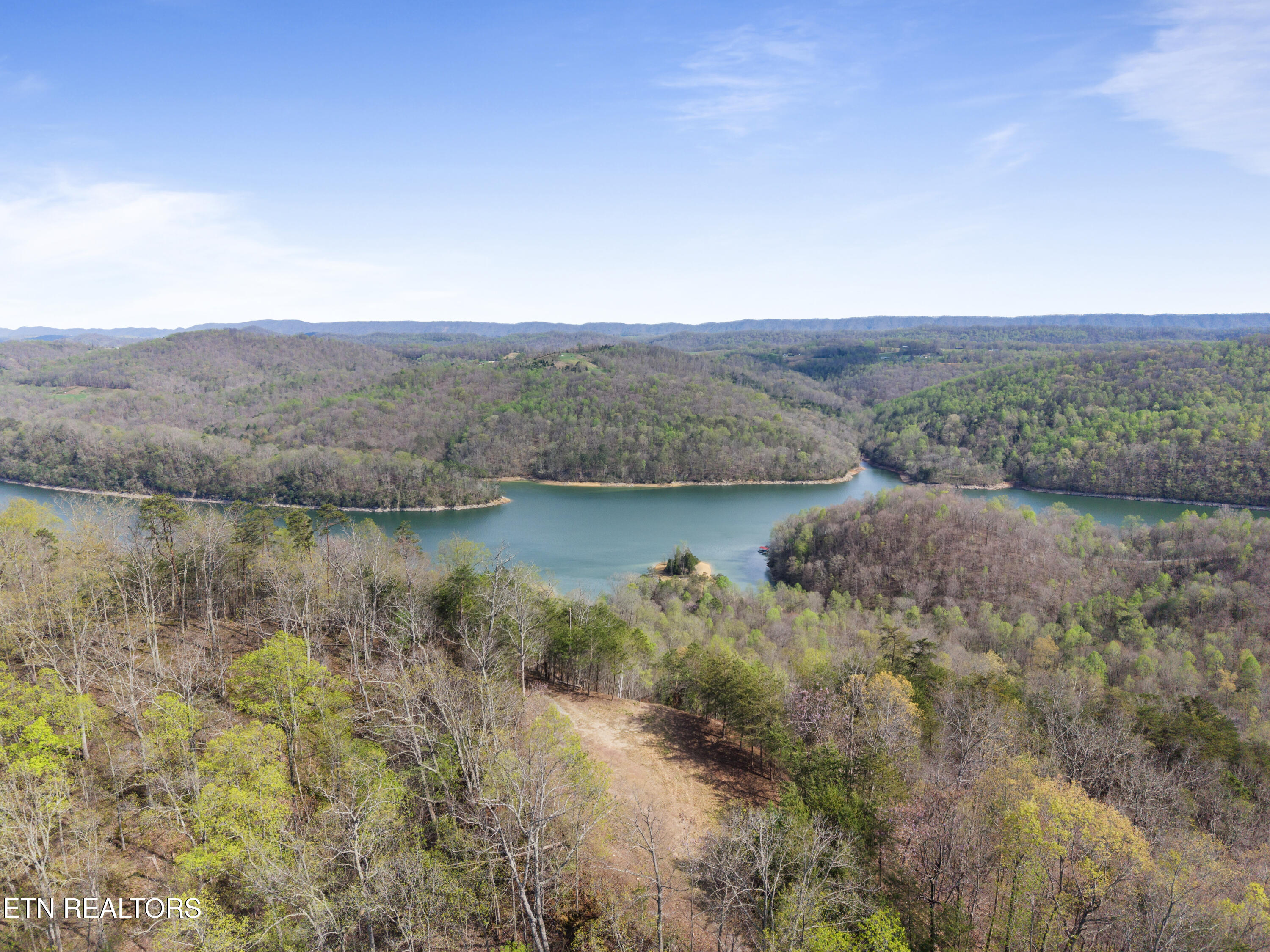 350 Bluff View Road New Tazewell TN 37825