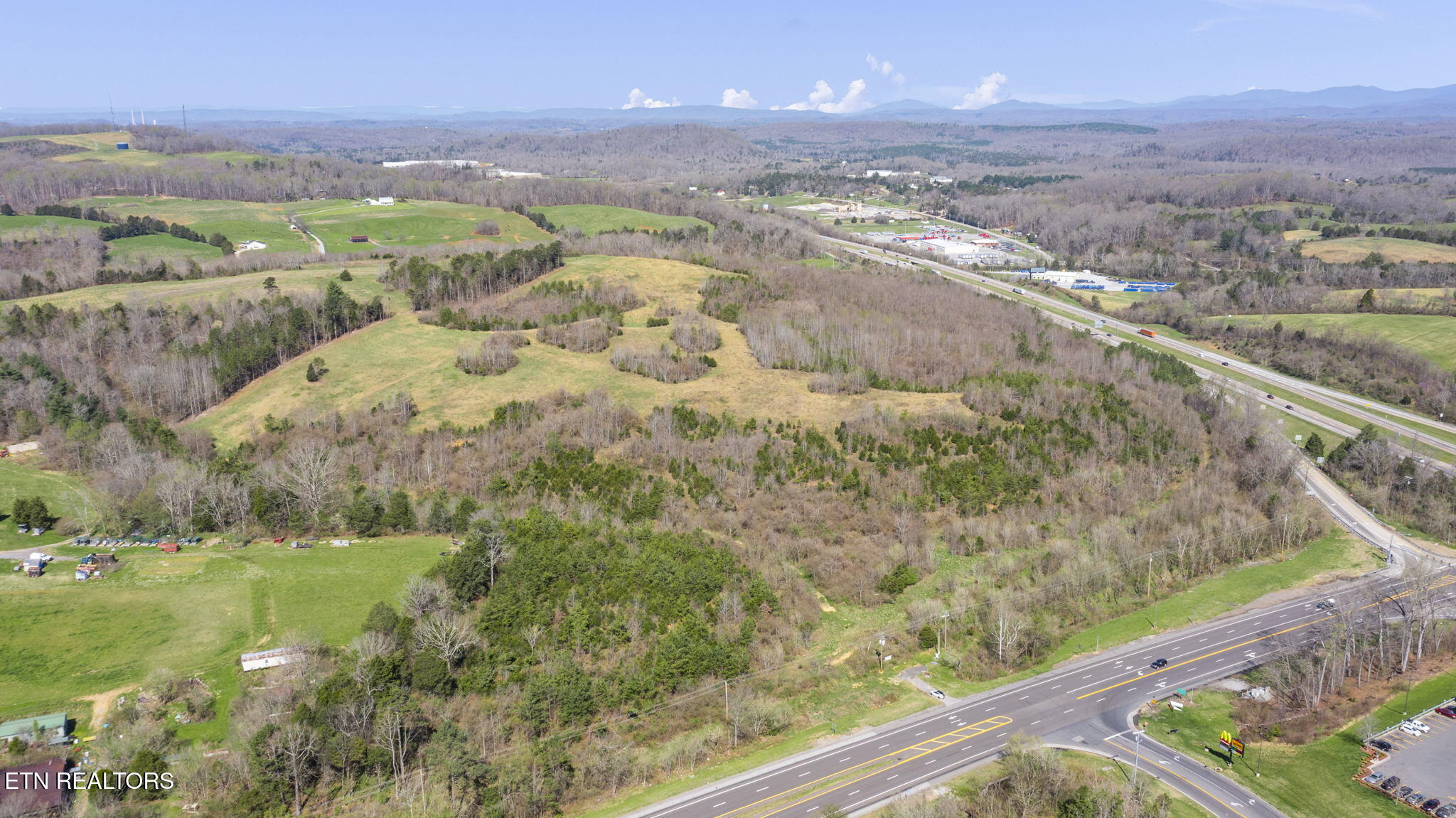 9011 Highway 321 Lenoir City TN 37771
