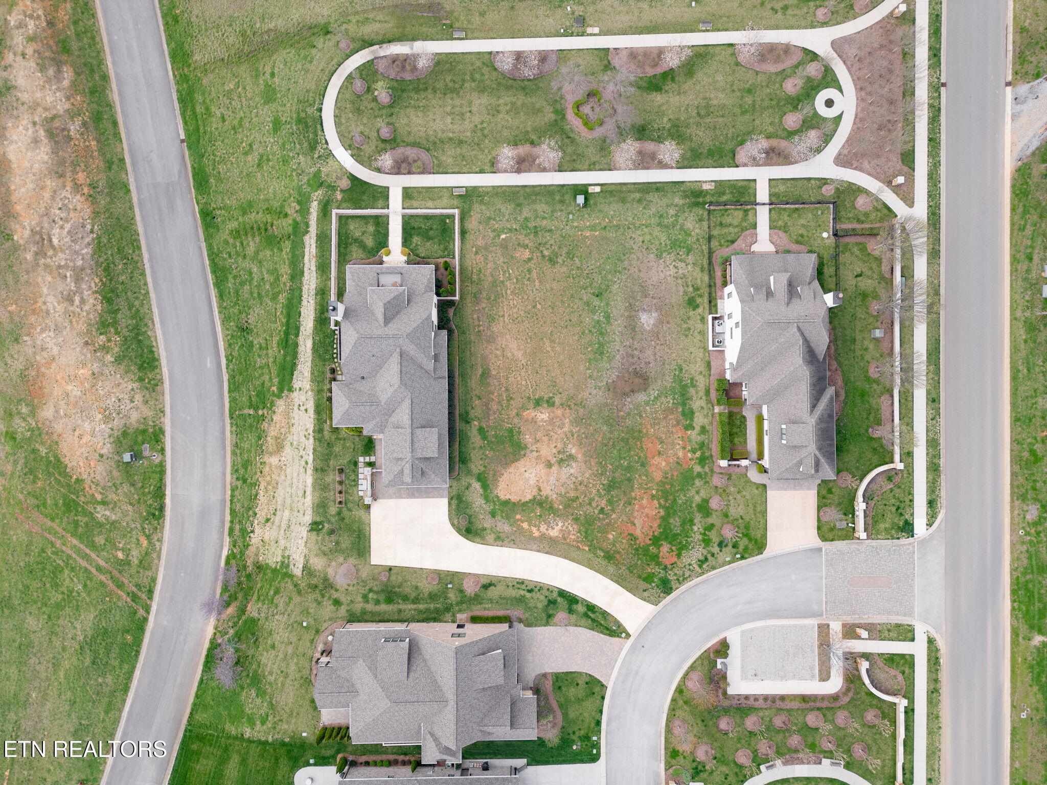 138 E Highlands Circle Lenoir City TN 37772