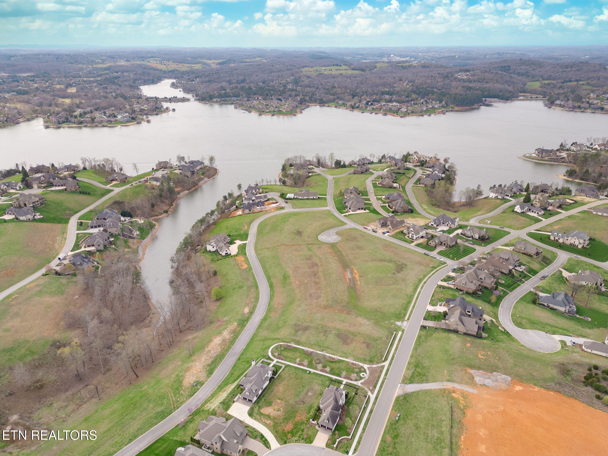 138 E Highlands Circle Lenoir City TN 37772