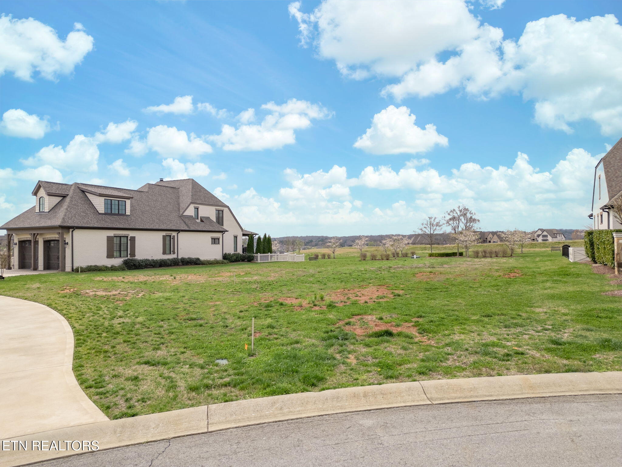 138 E Highlands Circle Lenoir City TN 37772