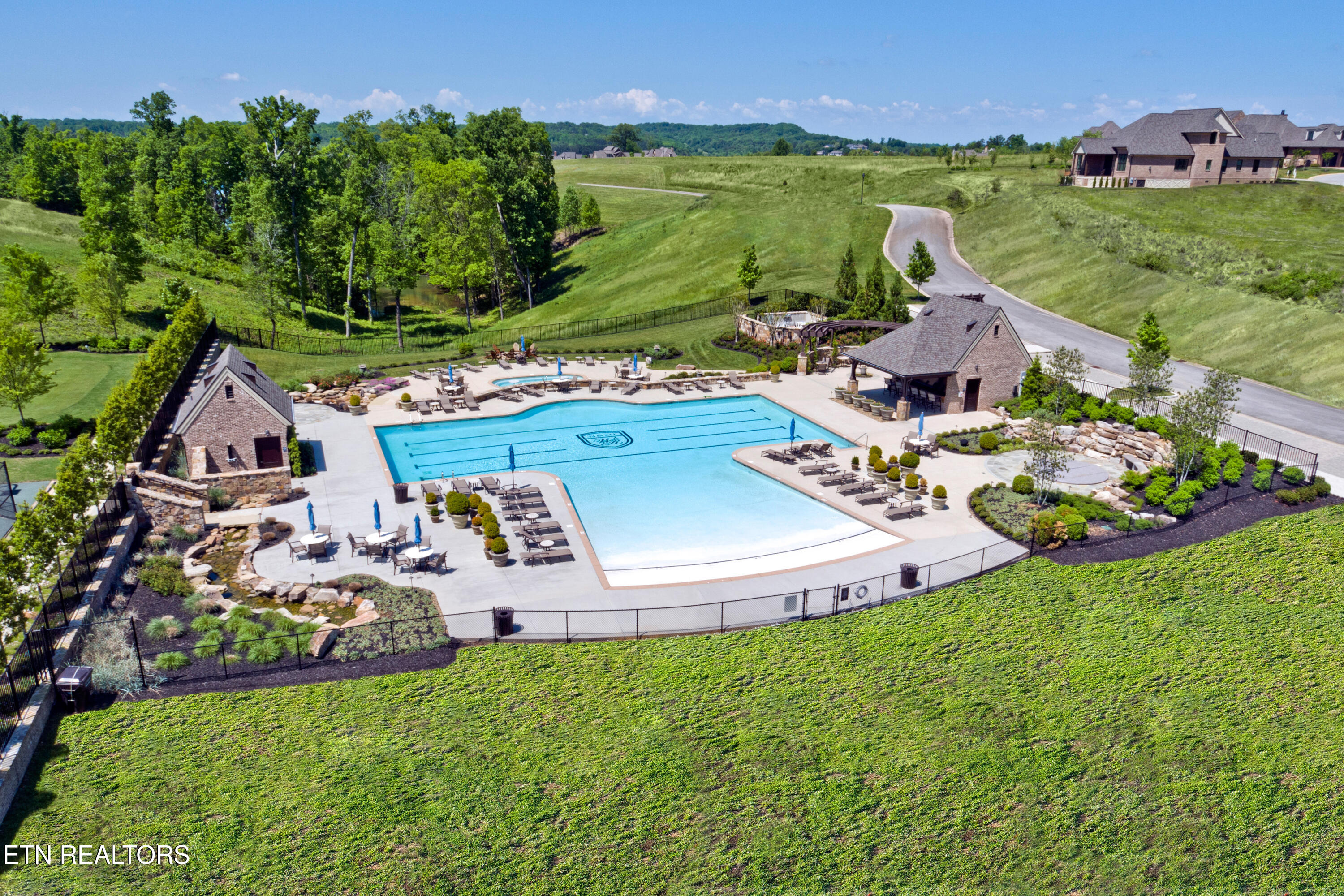 138 E Highlands Circle Lenoir City TN 37772