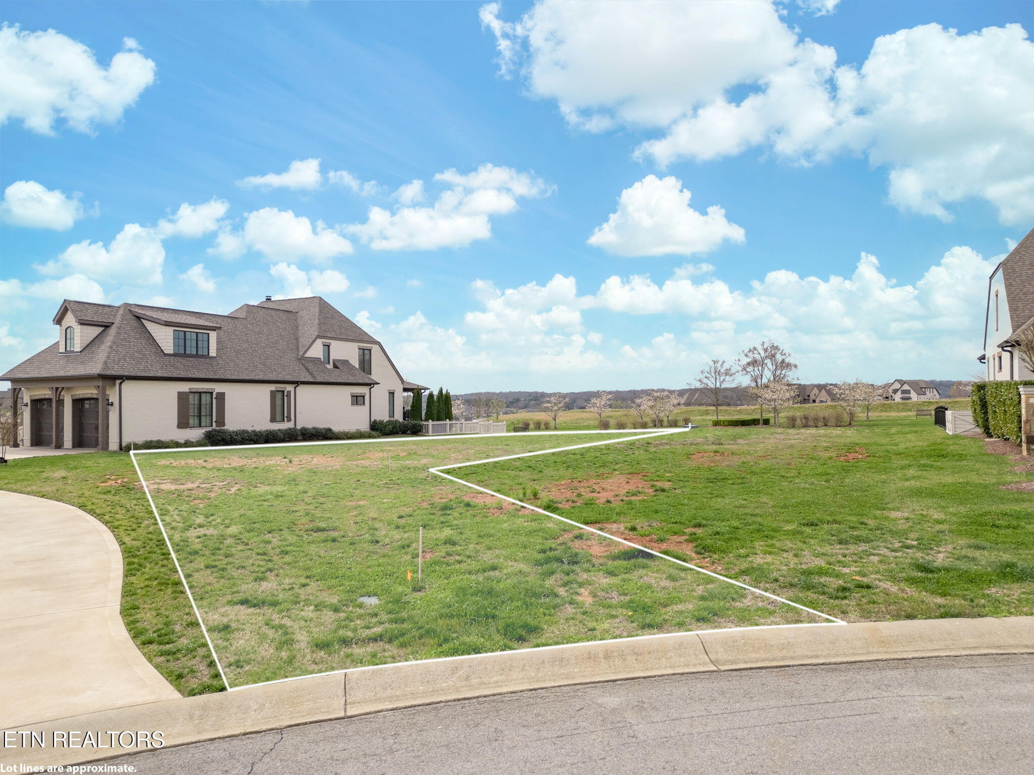 138 E Highlands Circle Lenoir City TN 37772